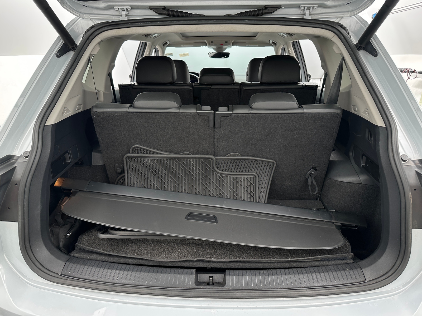 Thumbnail: 2018 Volkswagen Tiguan - 6