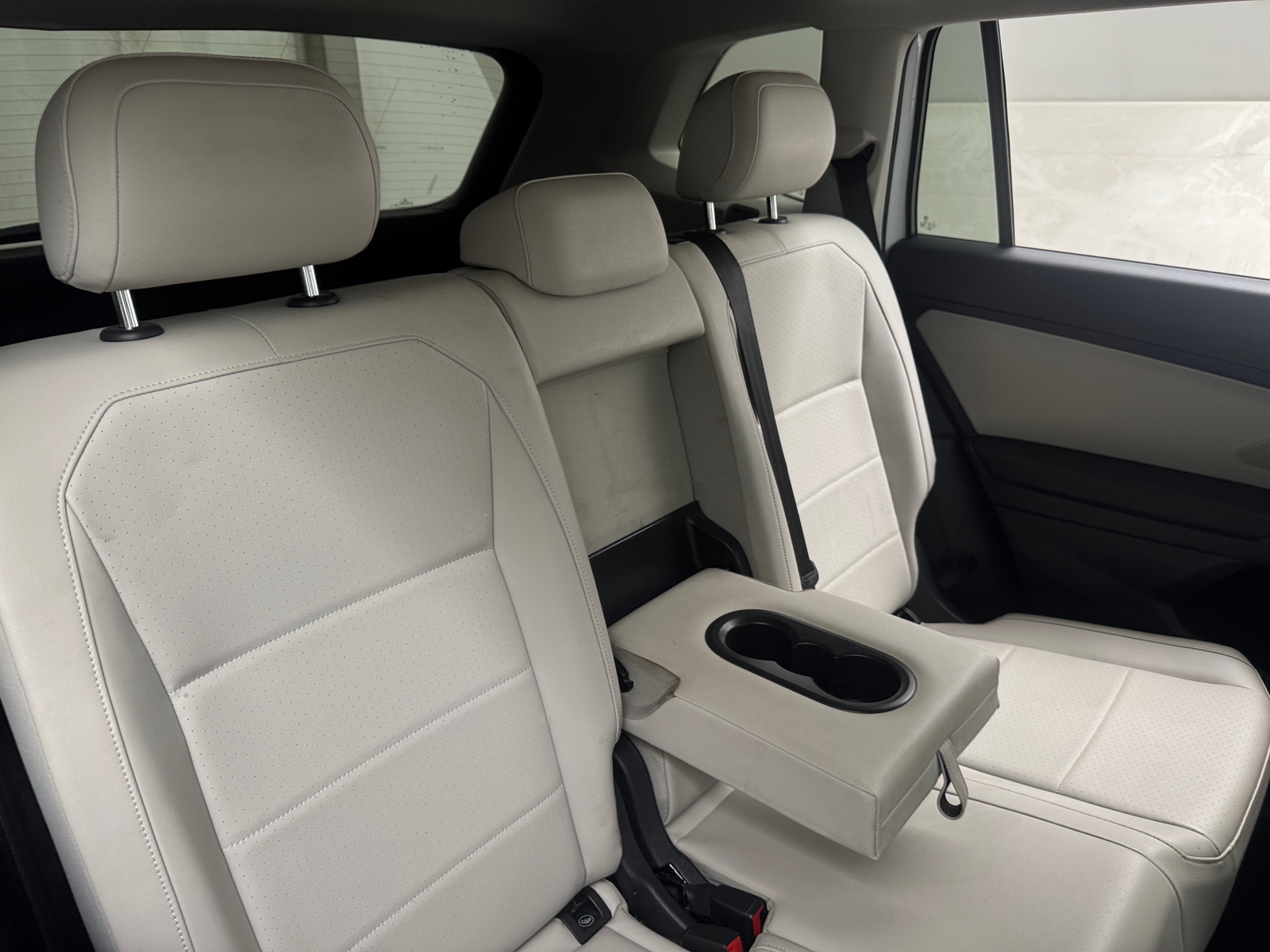 Thumbnail: 2018 Volkswagen Tiguan - 5