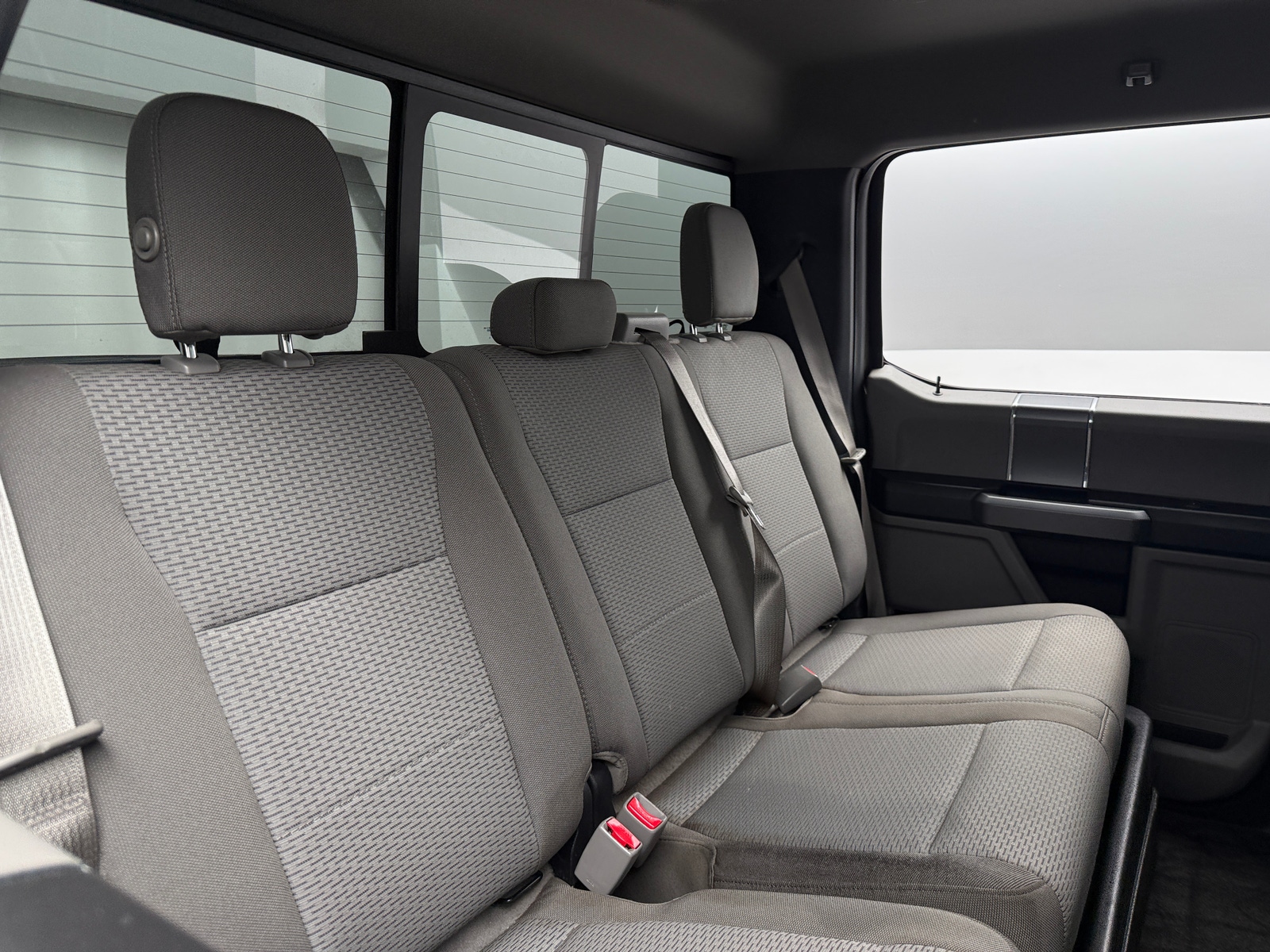Thumbnail: 2017 Ford Econoline - 6