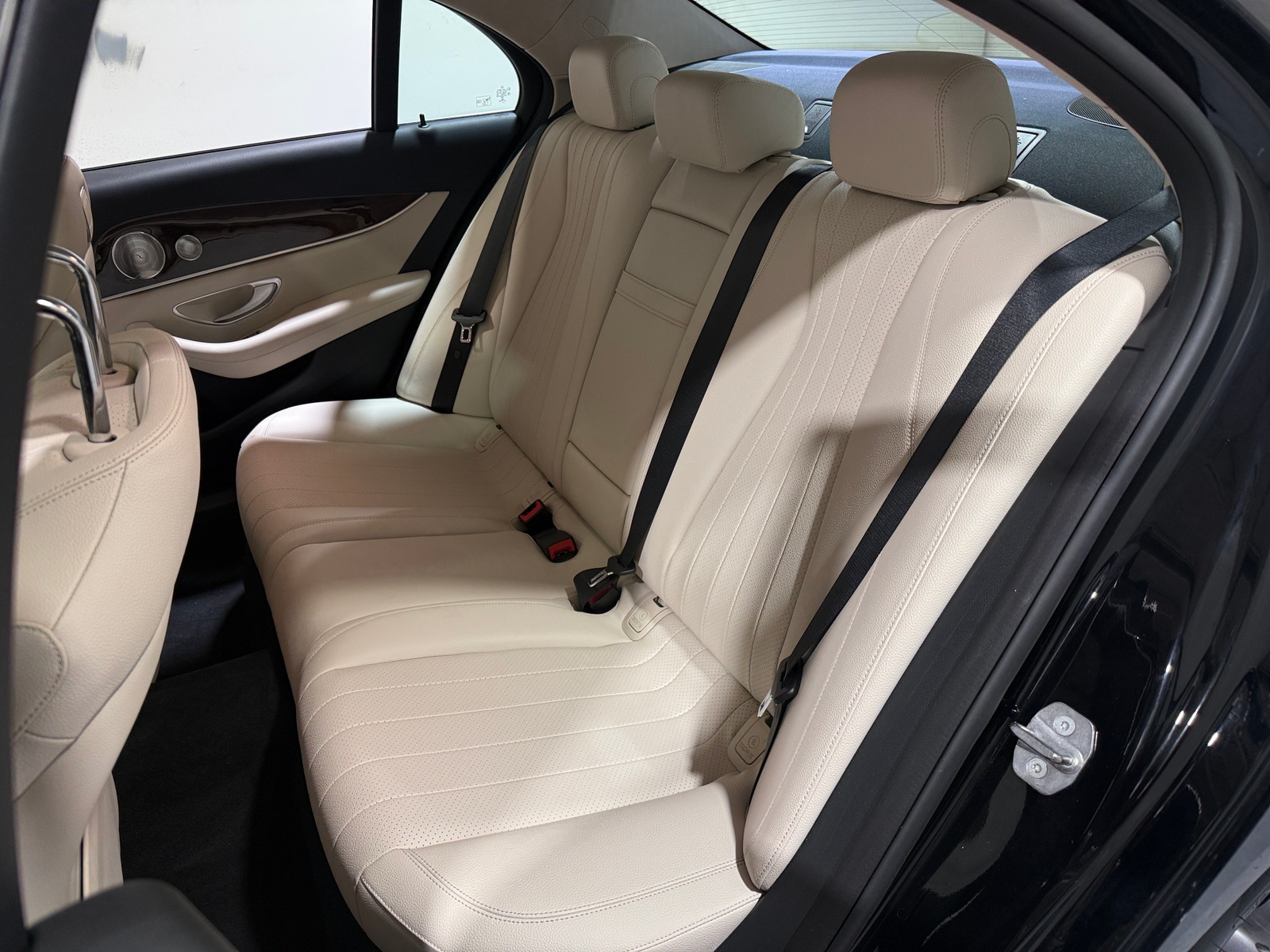 Thumbnail: 2018 Mercedes-Benz E-Class - 5