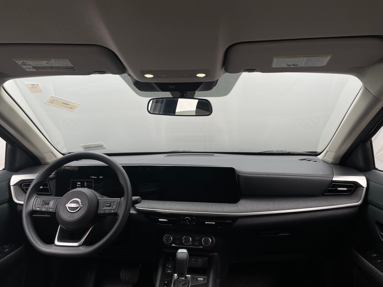 Thumbnail: 2025 Nissan Kicks - 3
