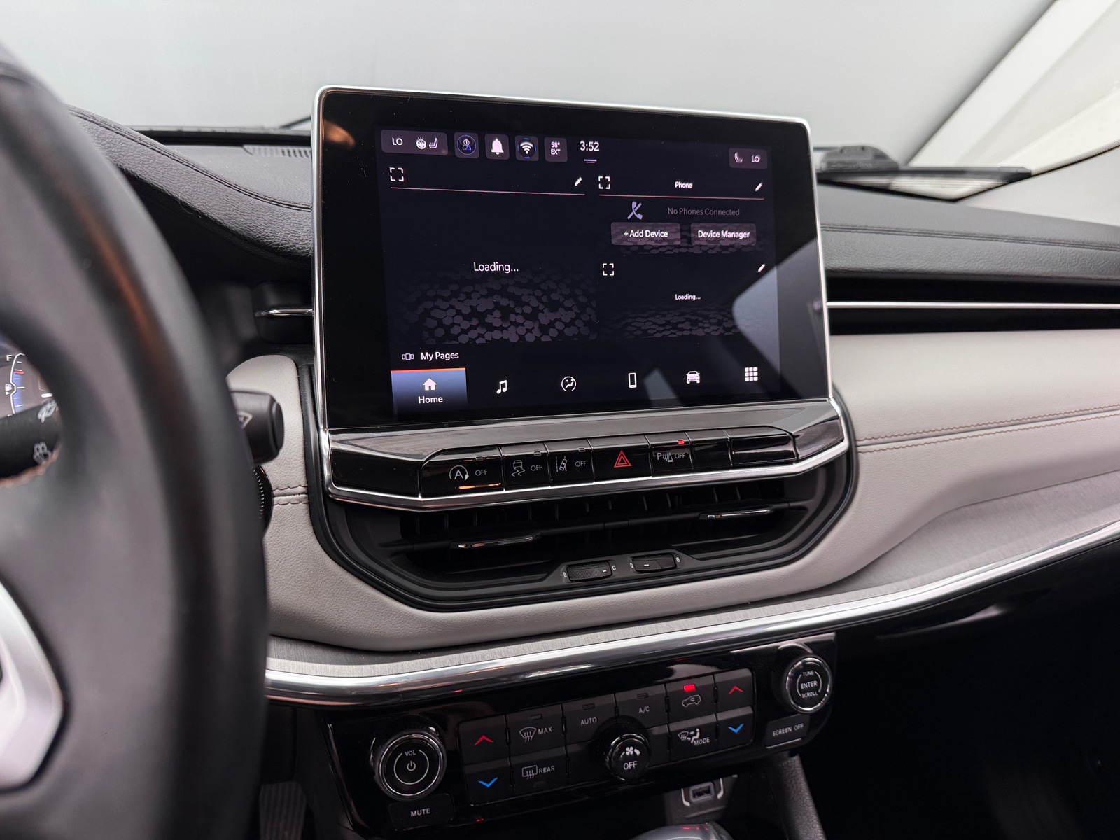 Thumbnail: 2022 Jeep Compass - 3