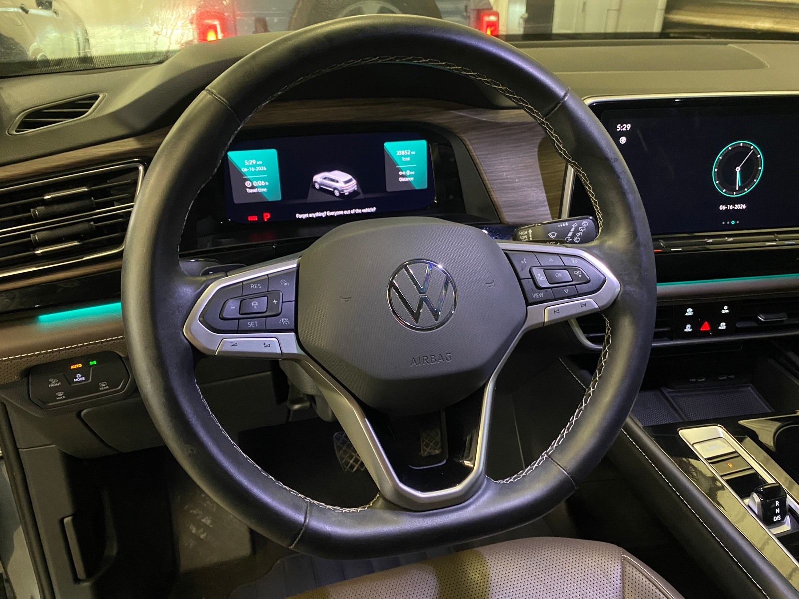 Thumbnail: 2024 Volkswagen Atlas - 4
