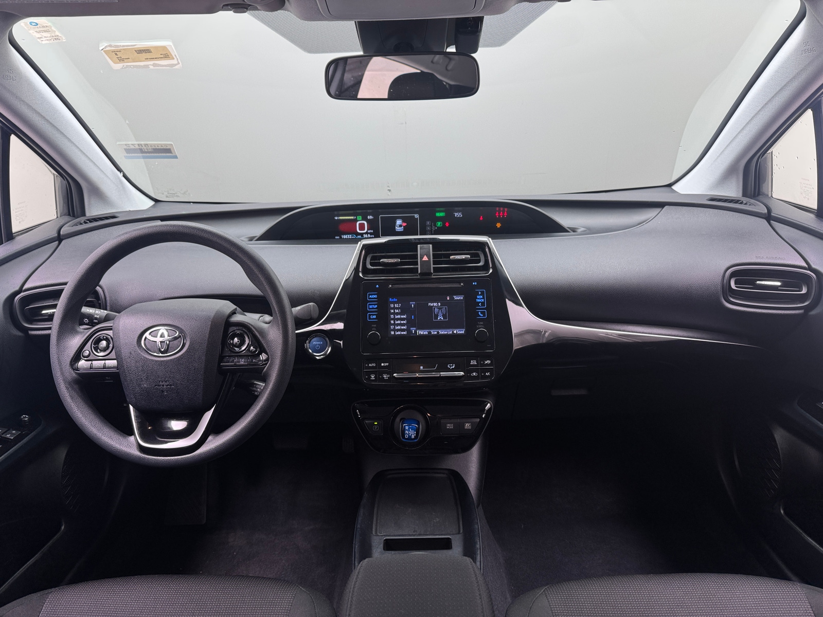 Thumbnail: 2019 Toyota Prius - 3