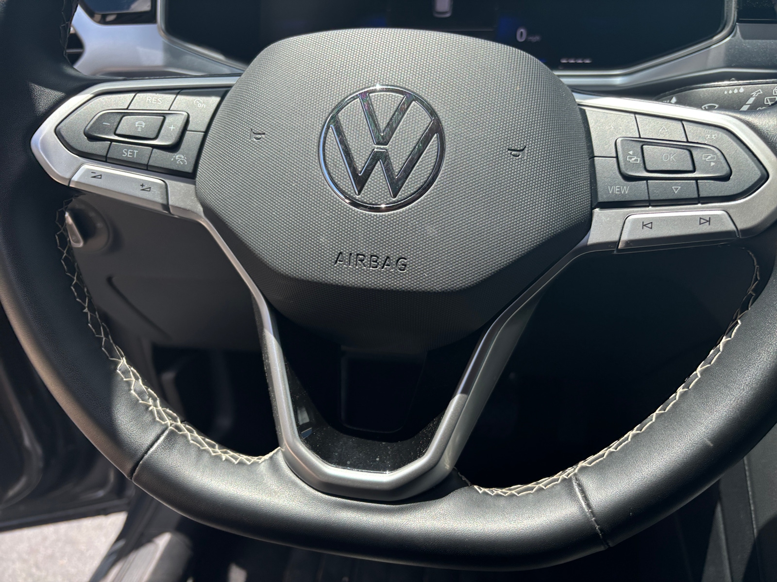 Thumbnail: 2025 Volkswagen Taos - 5