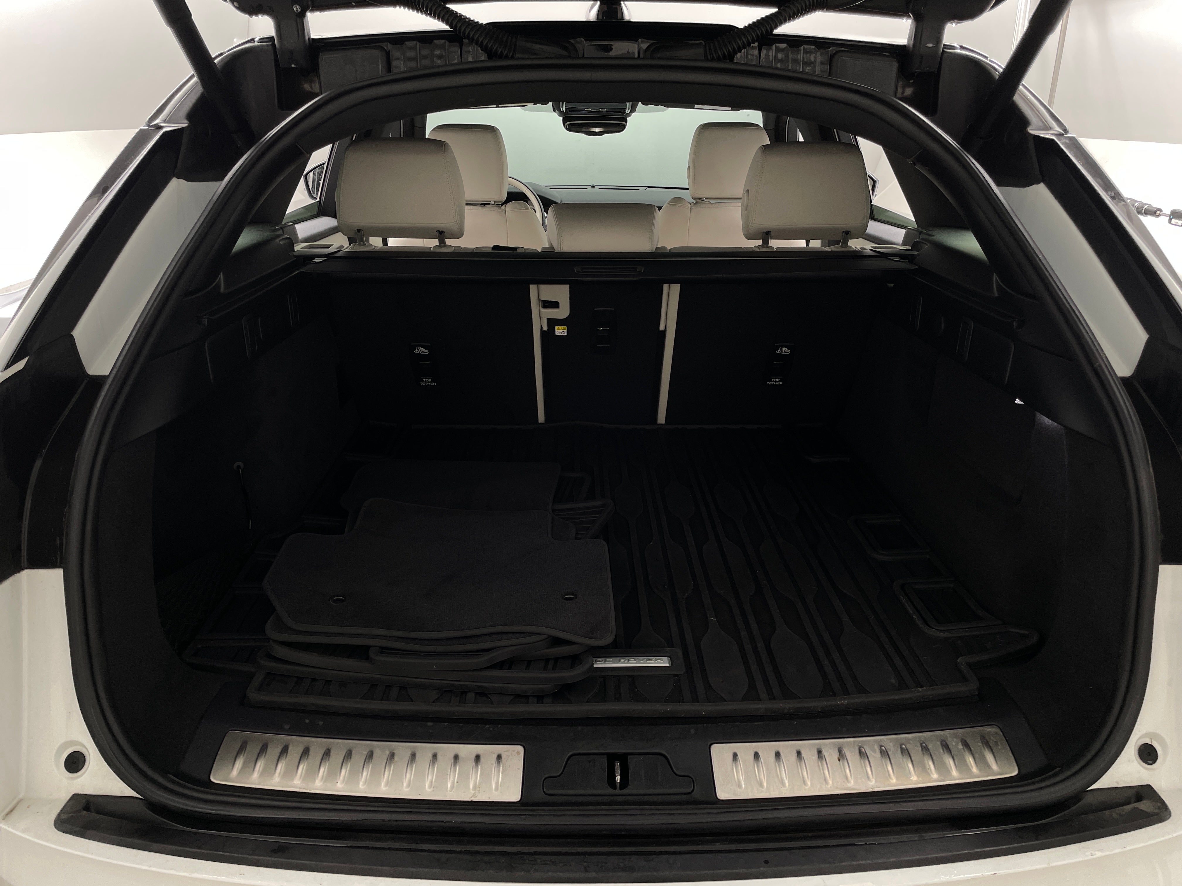 2023 Land Rover Range Rover Velar