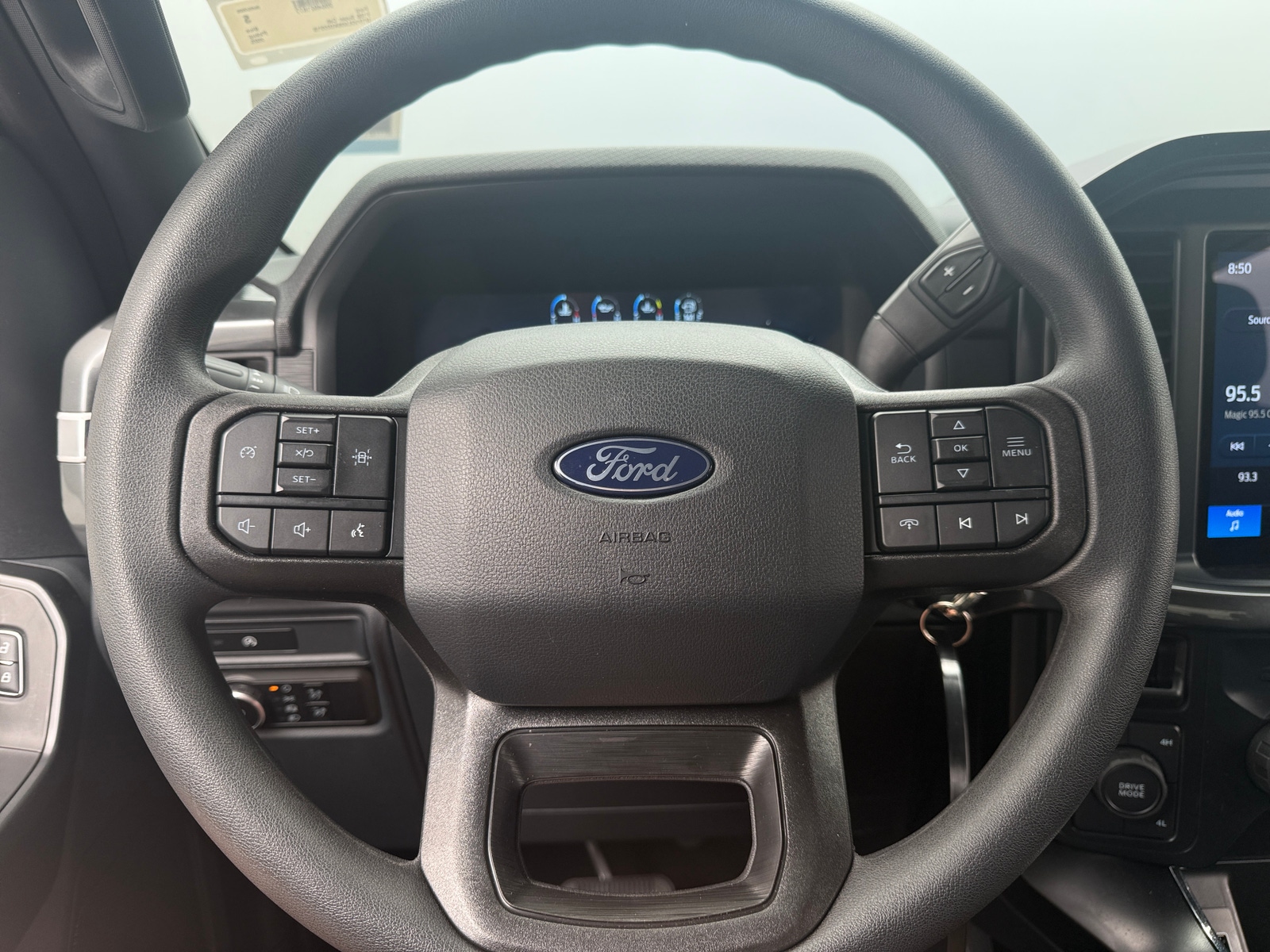 Thumbnail: 2025 Ford Econoline - 5