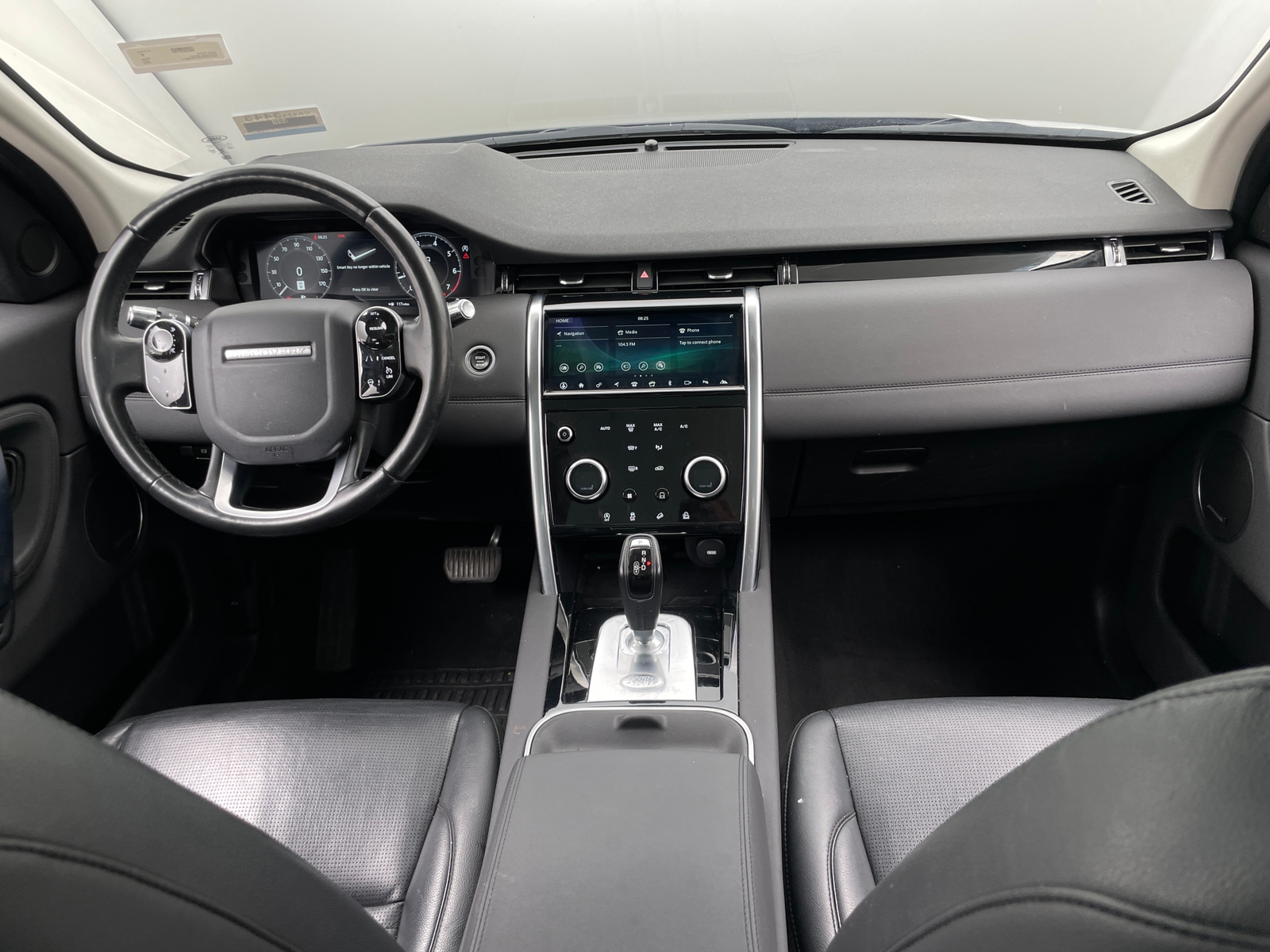 Thumbnail: 2020 Land Rover Discovery Sport - 2