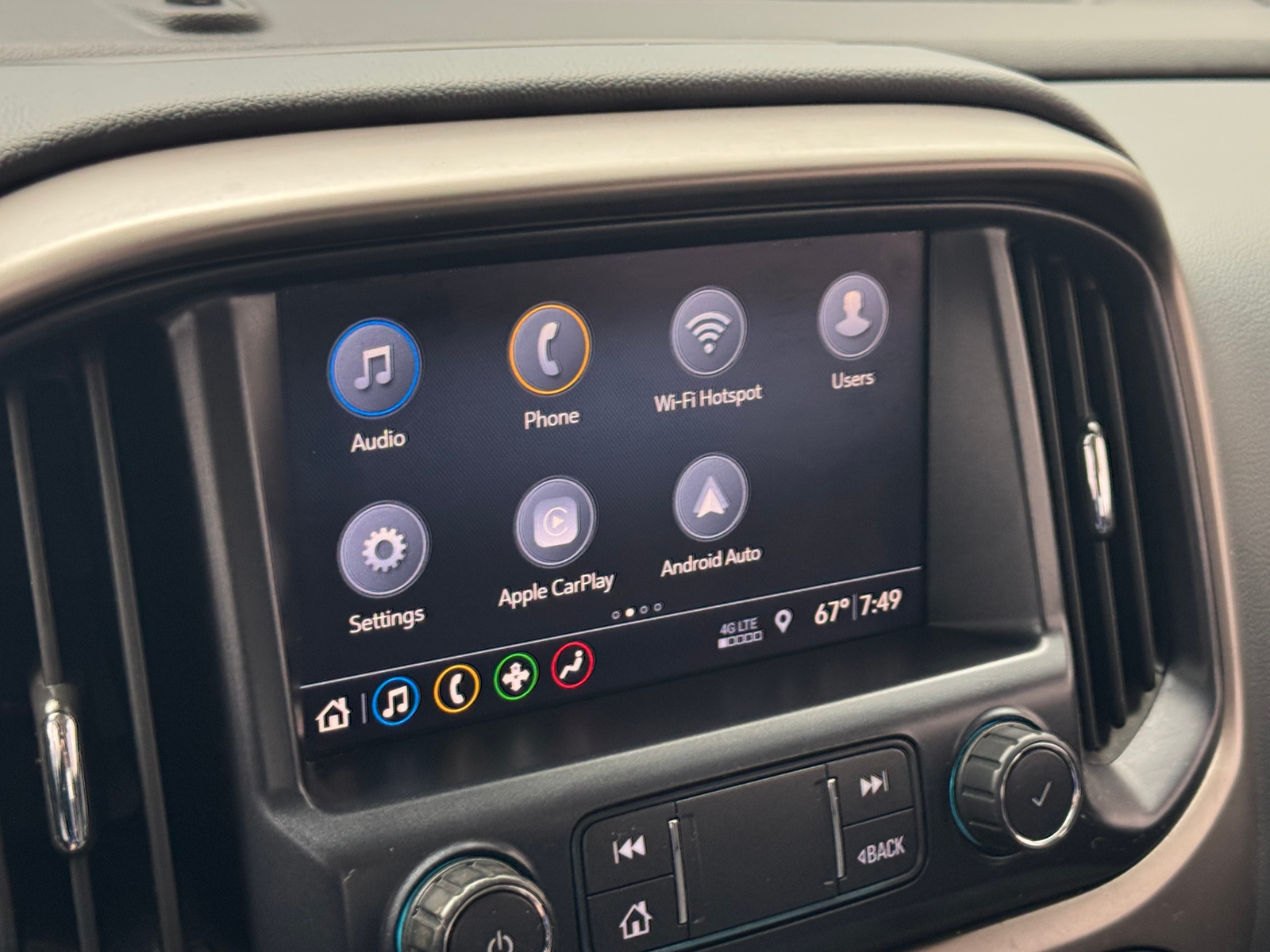 Thumbnail: 2021 Chevrolet Colorado - 4