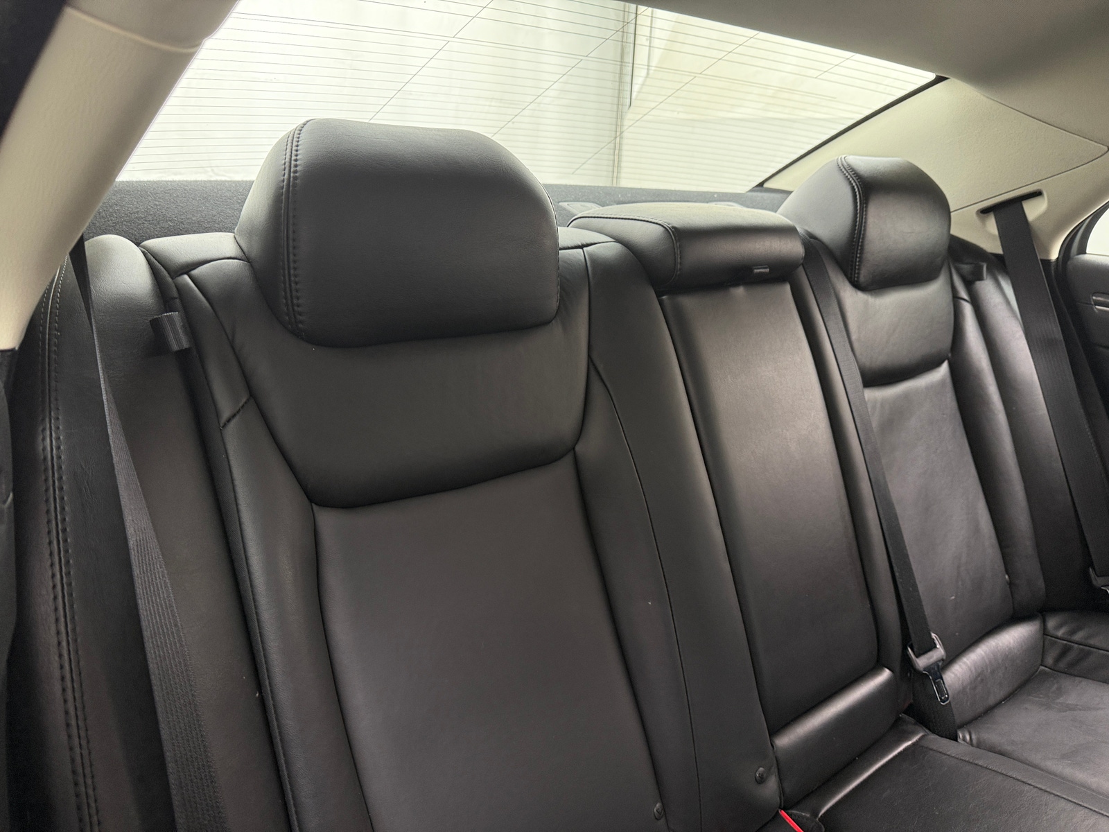 Thumbnail: 2018 Chrysler 300 - 5