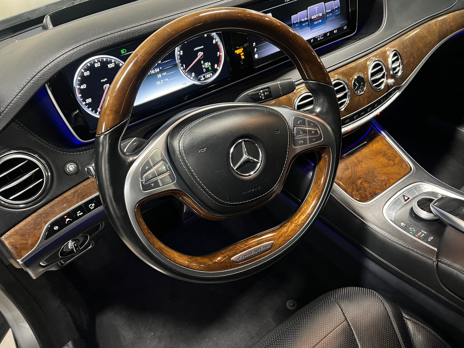 Thumbnail: 2015 Mercedes-Benz S-Class - 4