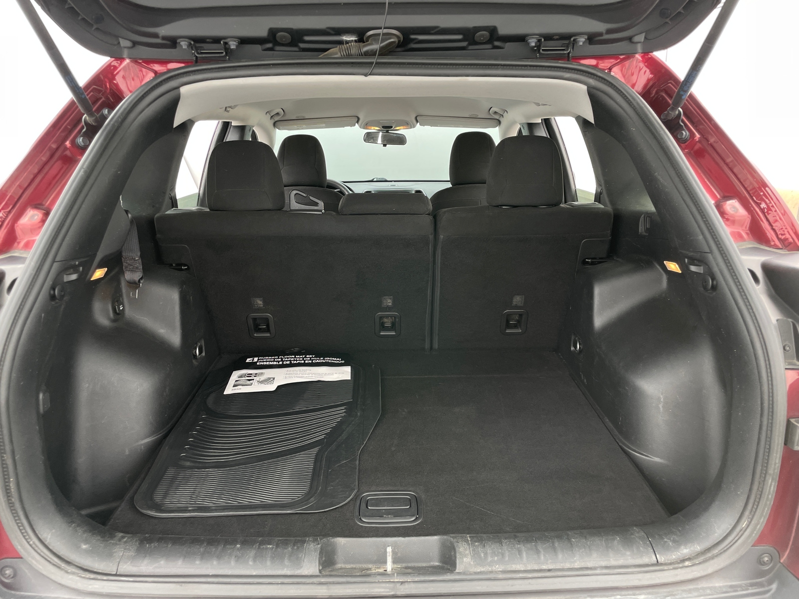 Thumbnail: 2019 Jeep Cherokee - 7