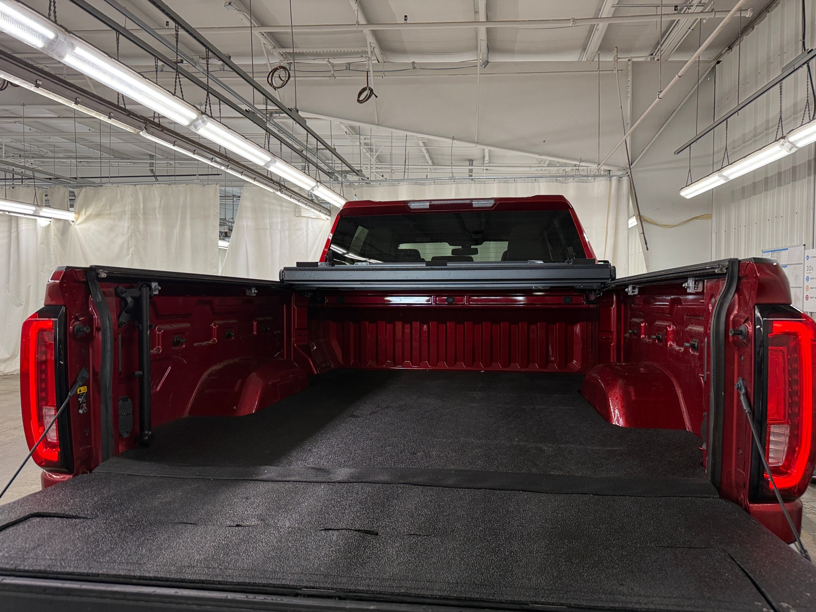 Thumbnail: 2021 GMC Sierra 2500 - 6