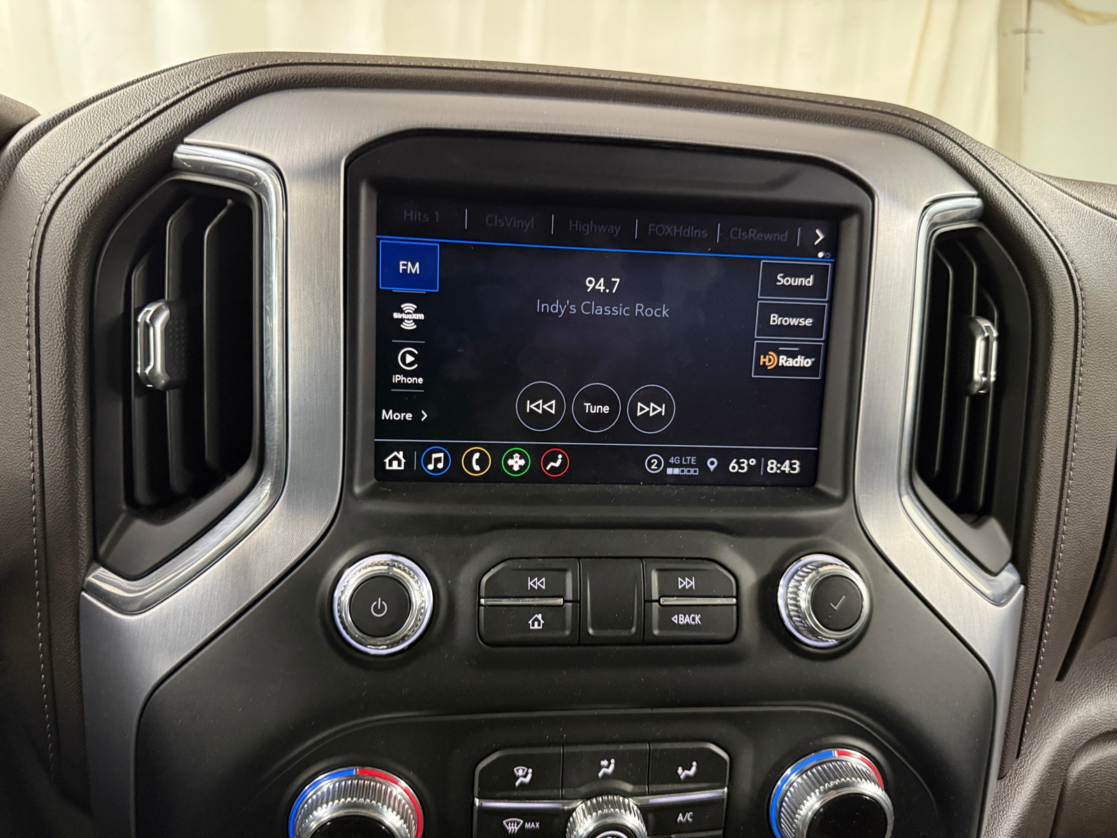 Thumbnail: 2021 GMC Sierra 2500 - 3