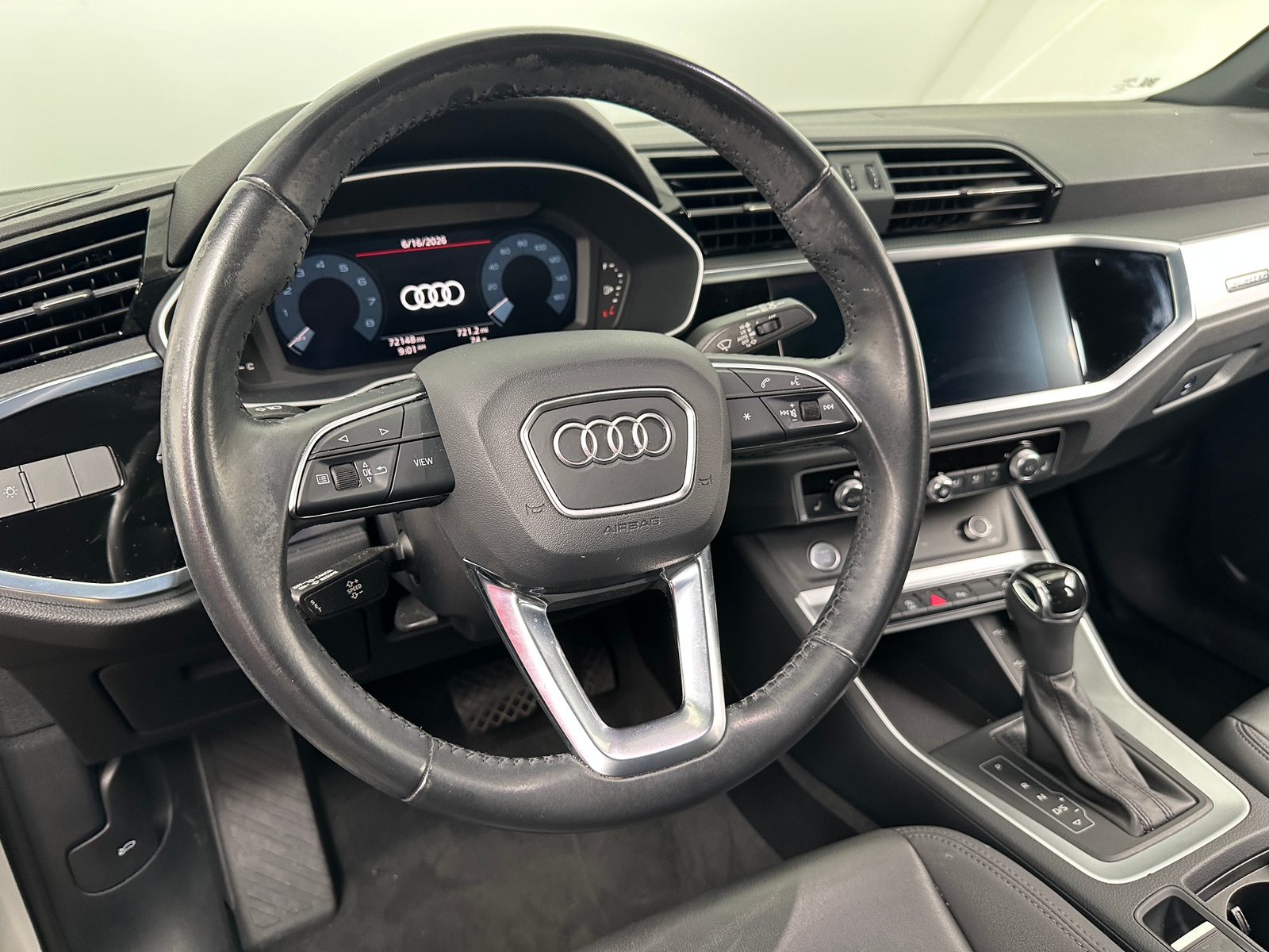 Thumbnail: 2020 Audi Q3 - 4