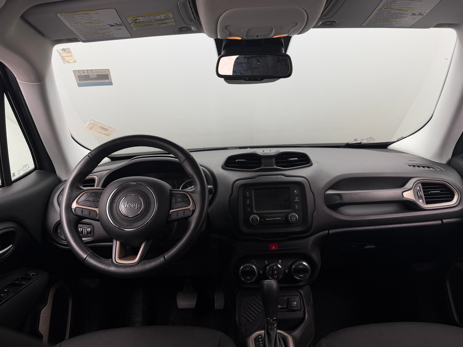 Thumbnail: 2017 Jeep Renegade - 3
