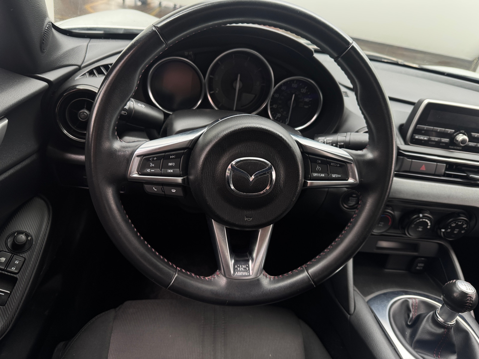 Thumbnail: 2016 Mazda MX-5 Miata - 5