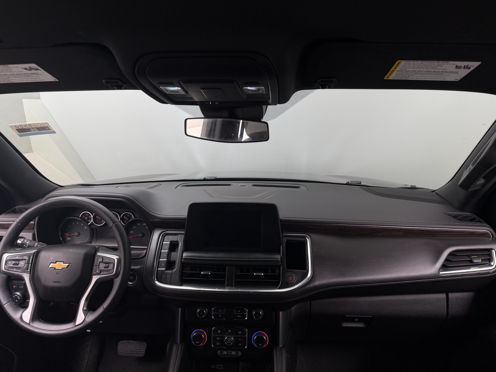 Thumbnail: 2023 Chevrolet Tahoe - 3