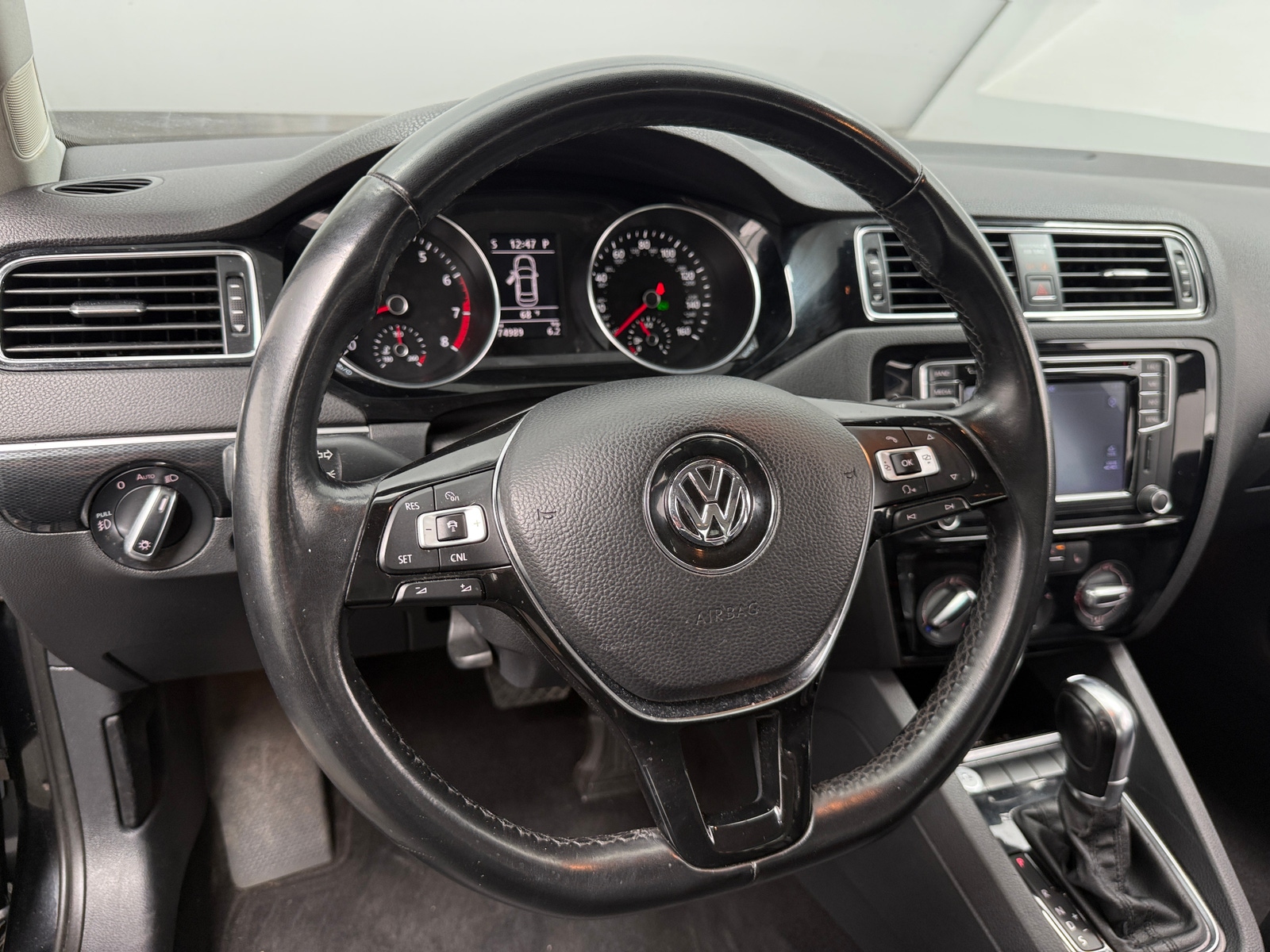 Thumbnail: 2016 Volkswagen Jetta - 4