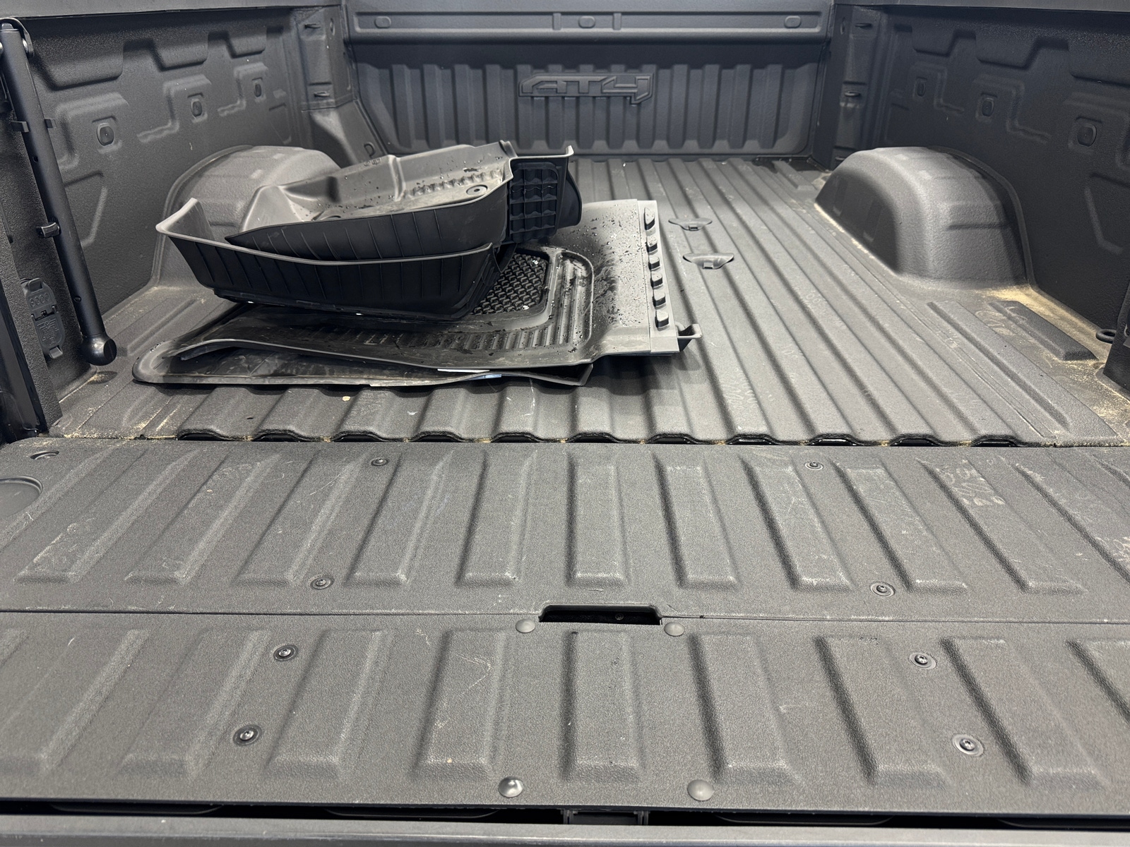 Thumbnail: 2024 GMC Sierra 2500 - 6