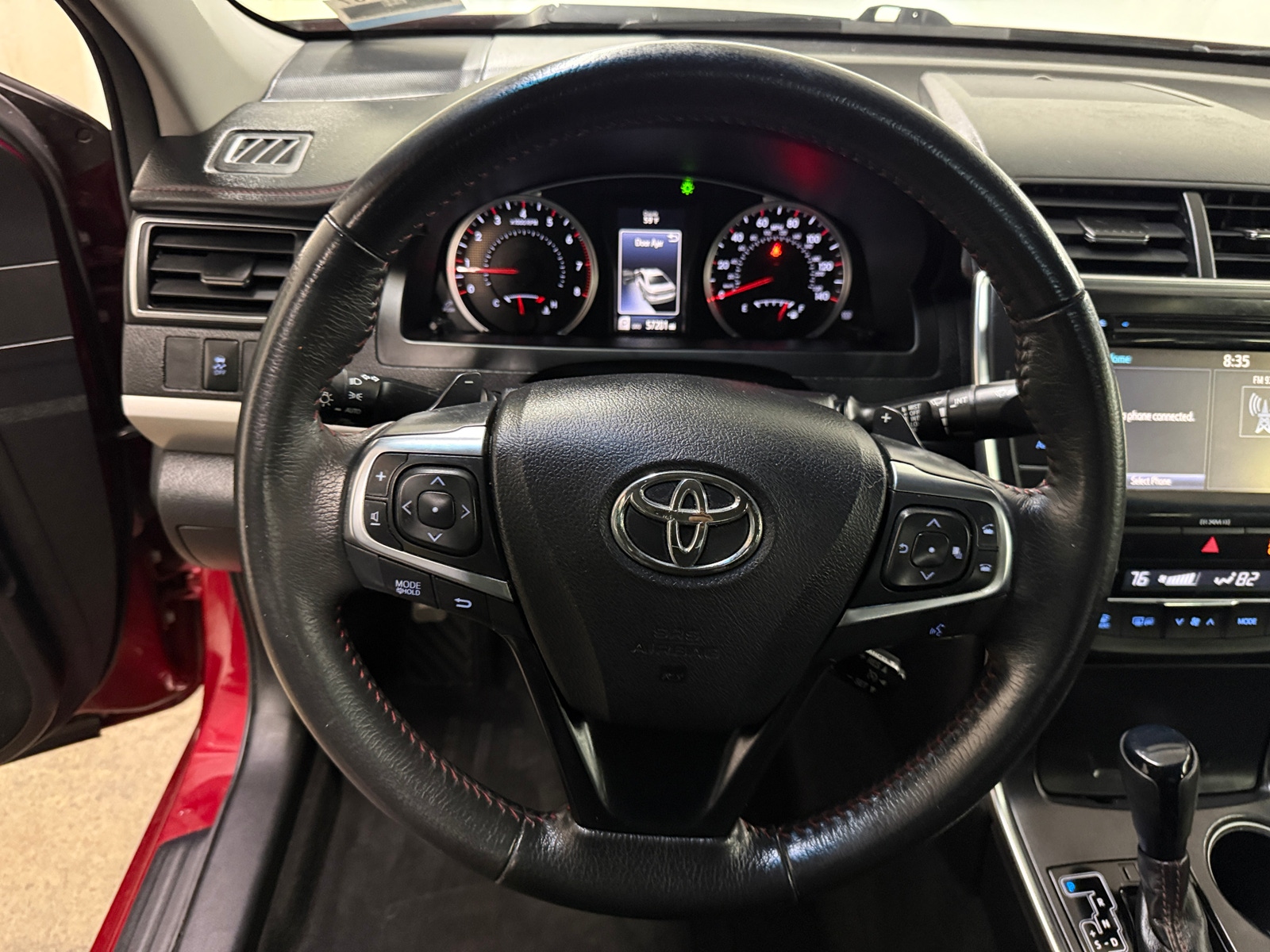 Thumbnail: 2017 Toyota Camry - 4