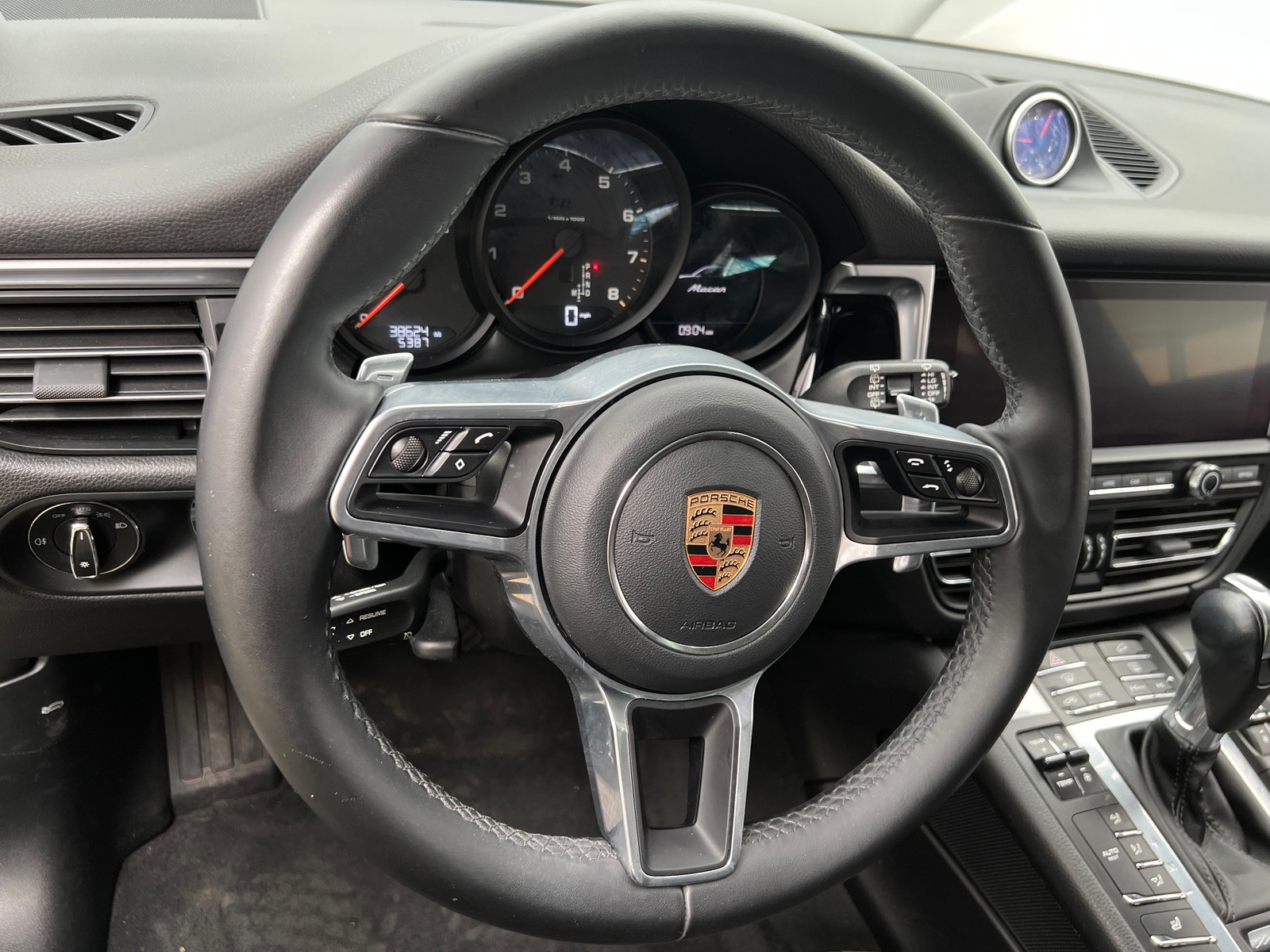 Thumbnail: 2019 Porsche Macan - 5