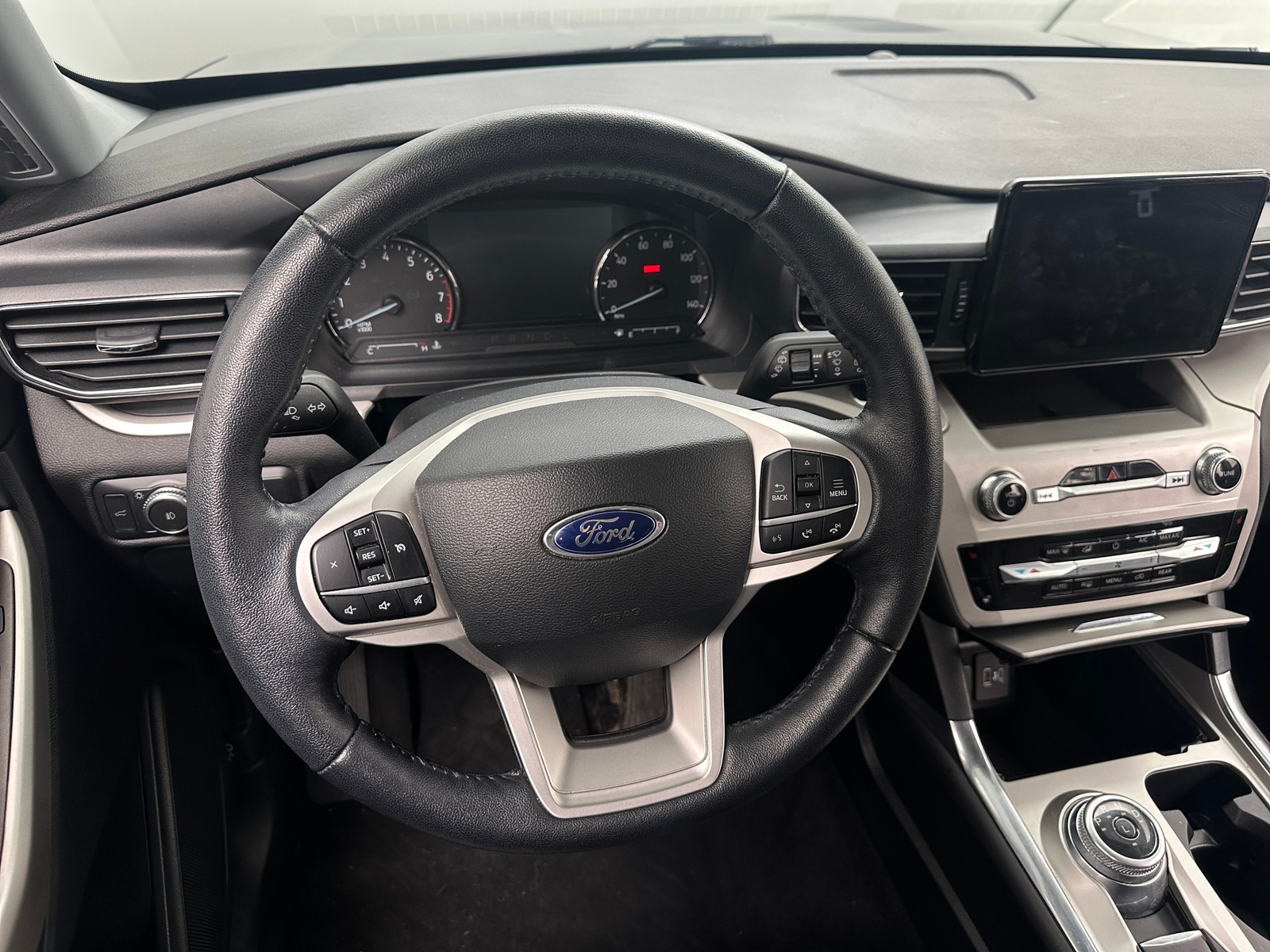 Thumbnail: 2022 Ford Explorer - 4