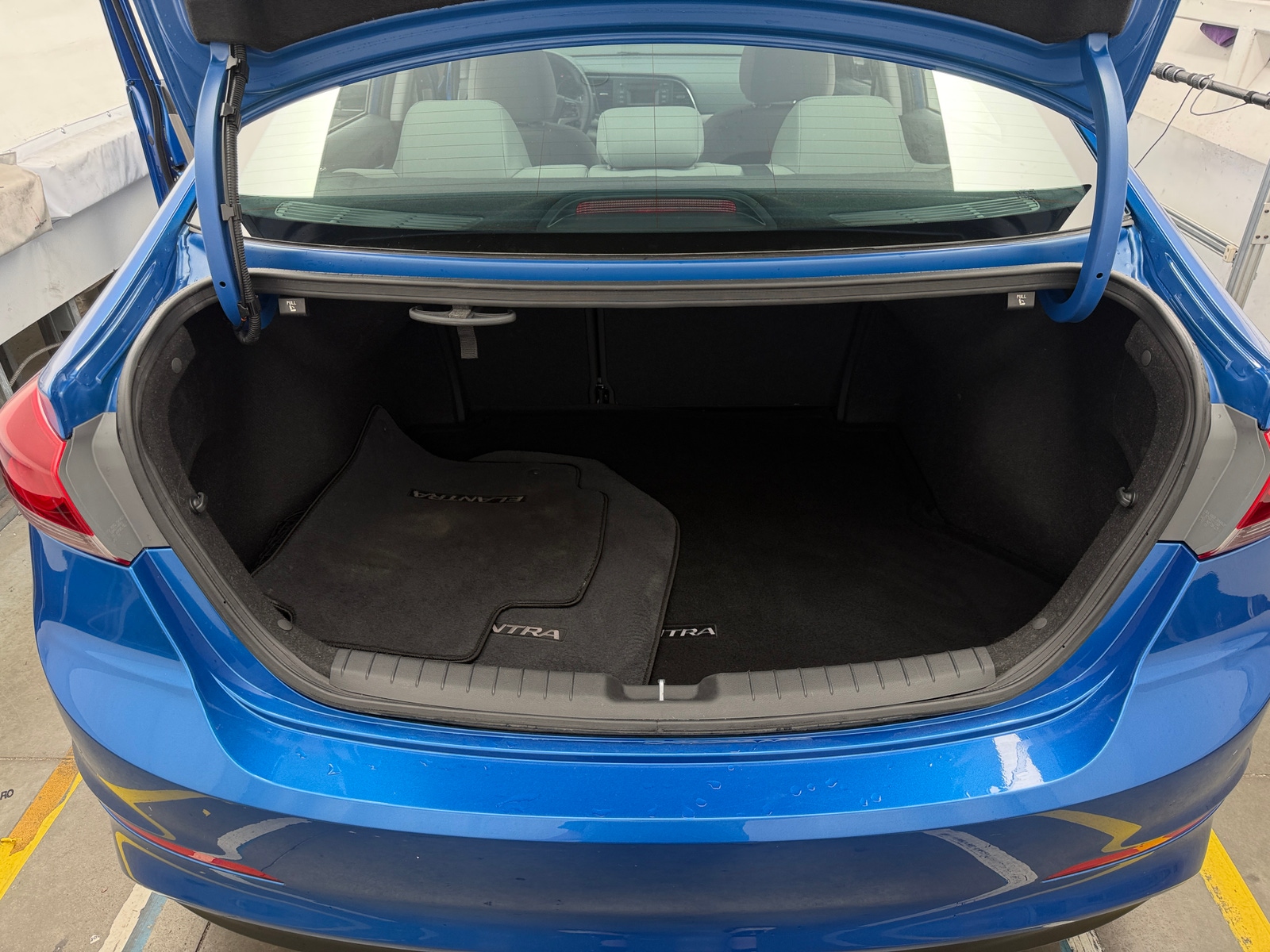 Thumbnail: 2017 Hyundai Elantra - 7