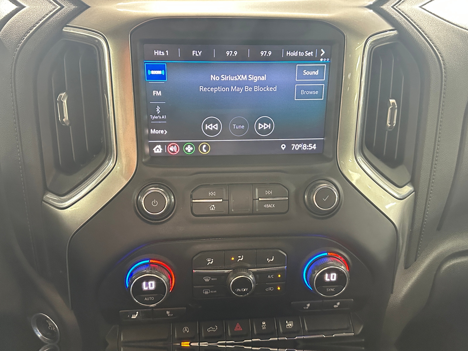 Thumbnail: 2021 Chevrolet Silverado 1500 - 4