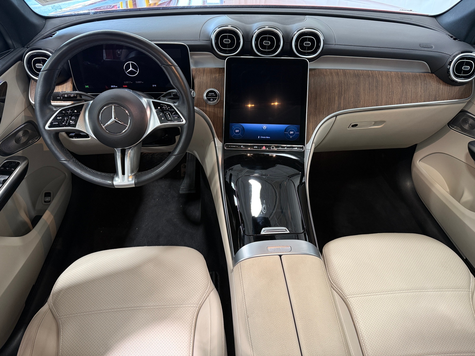 Thumbnail: 2024 Mercedes-Benz GLC - 2