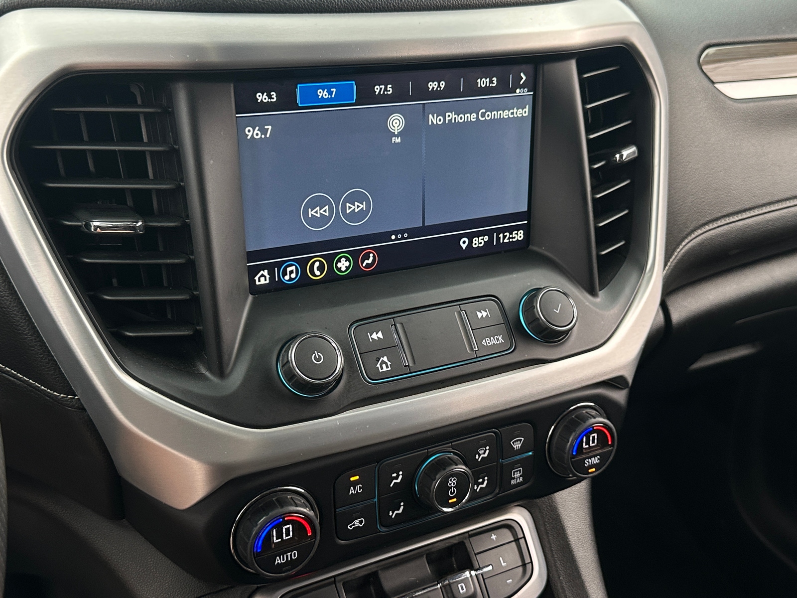 Thumbnail: 2021 GMC Acadia - 4