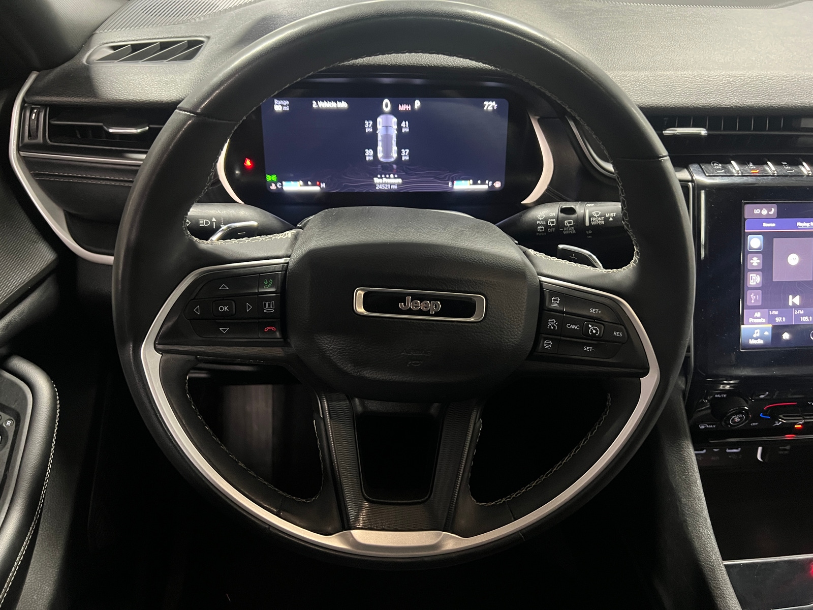 Thumbnail: 2023 Jeep Grand Cherokee - 4