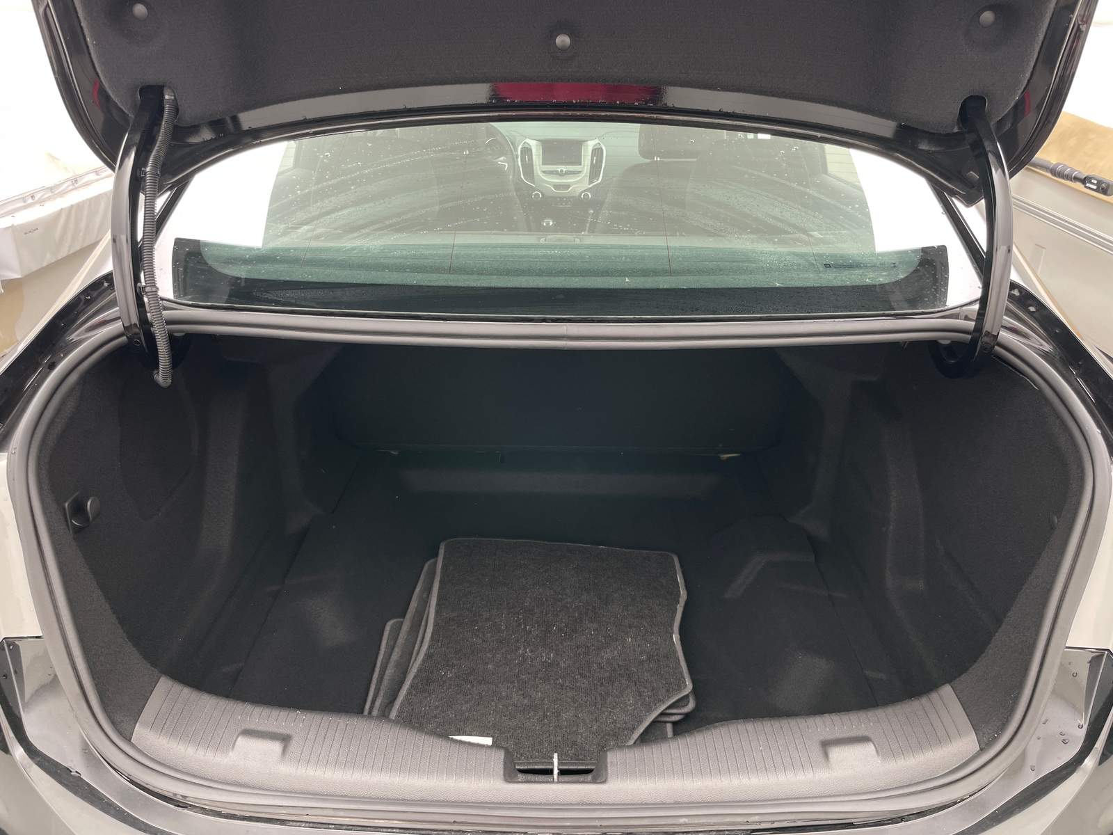 Thumbnail: 2017 Chevrolet Cruze - 7