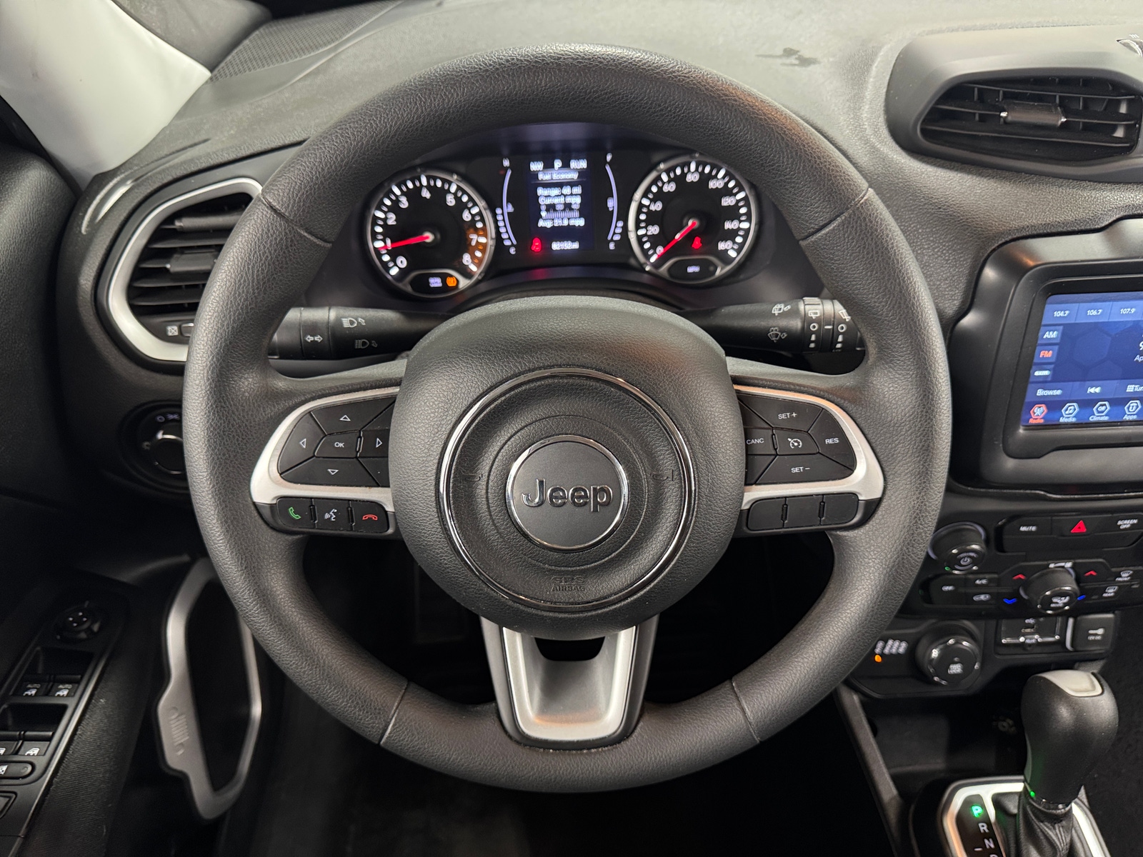 Thumbnail: 2018 Jeep Renegade - 5