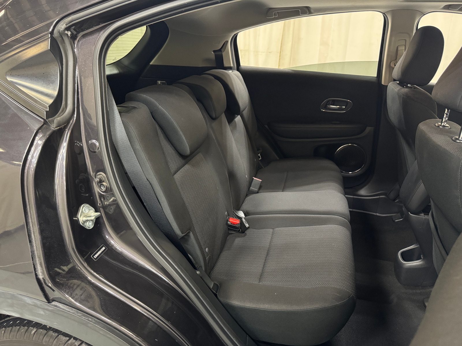 Thumbnail: 2017 Honda HR-V - 6