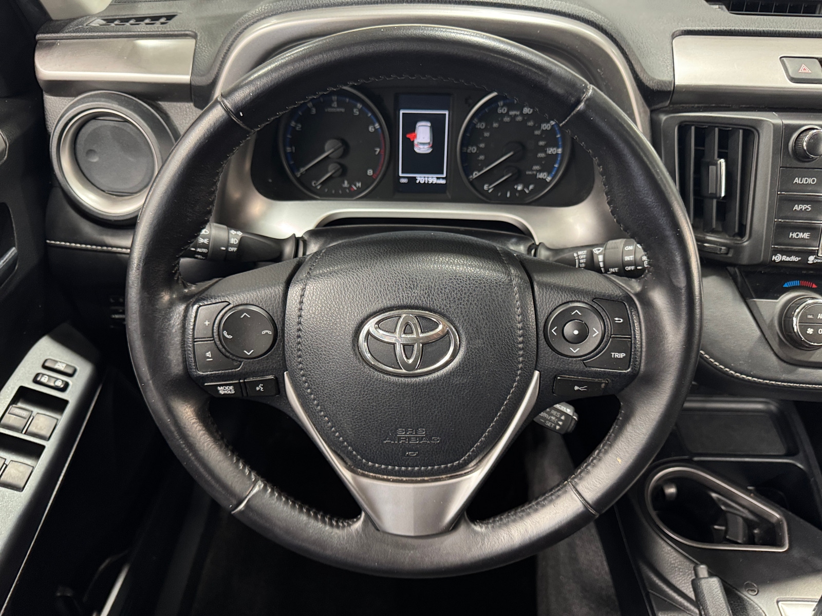 Thumbnail: 2017 Toyota RAV4 - 5