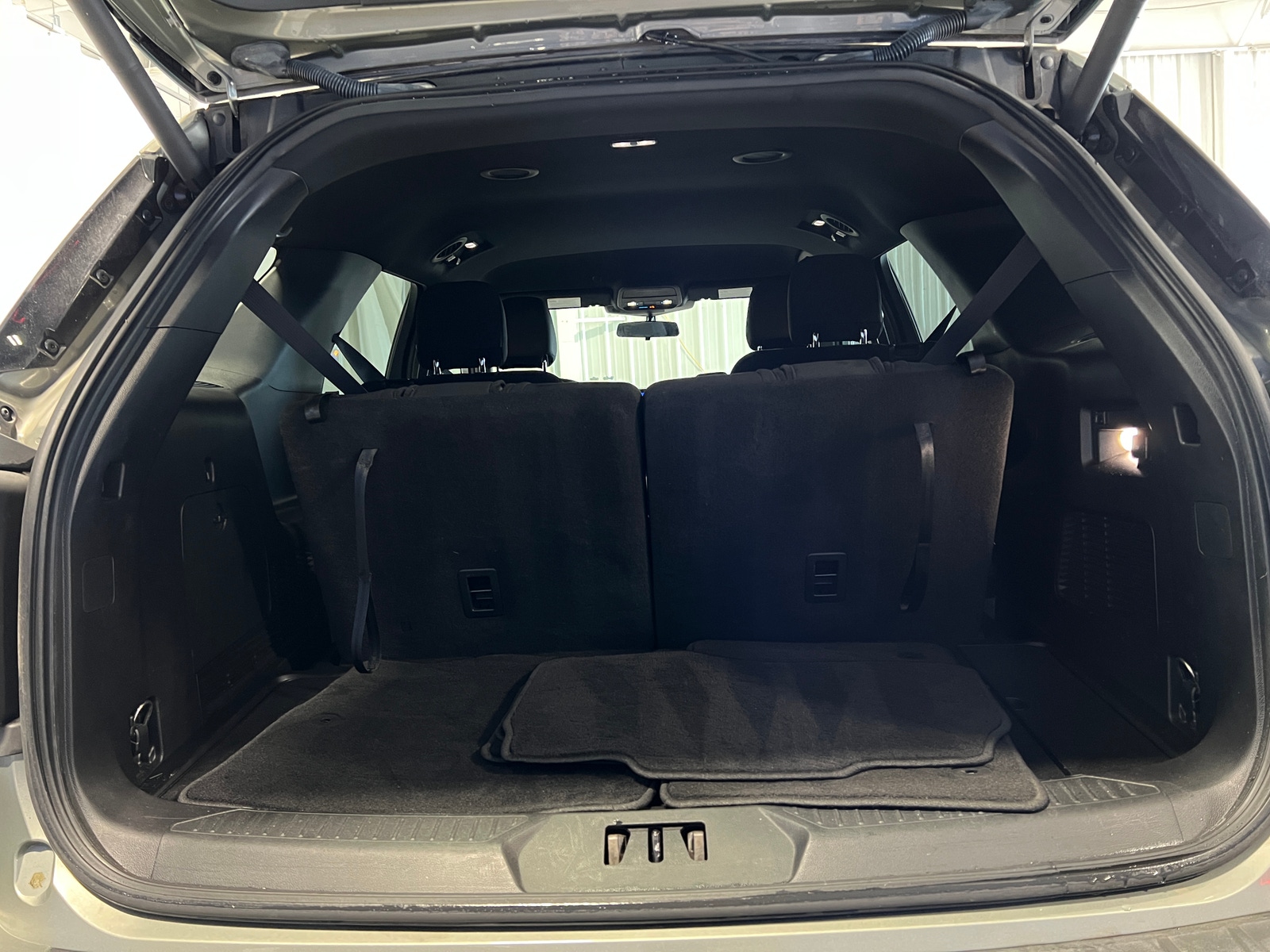 Thumbnail: 2020 Ford Explorer - 7