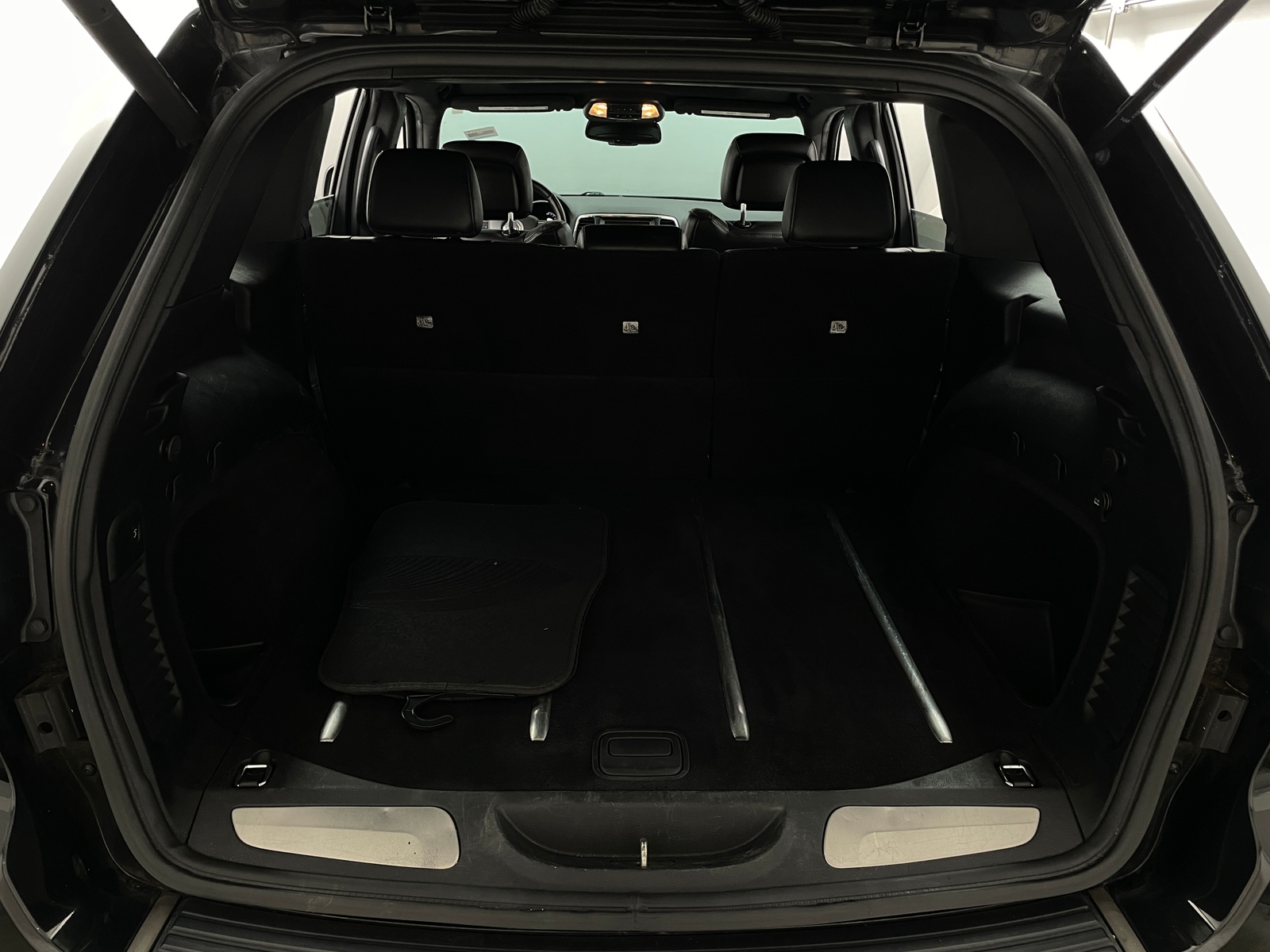Thumbnail: 2016 Jeep Grand Cherokee - 6