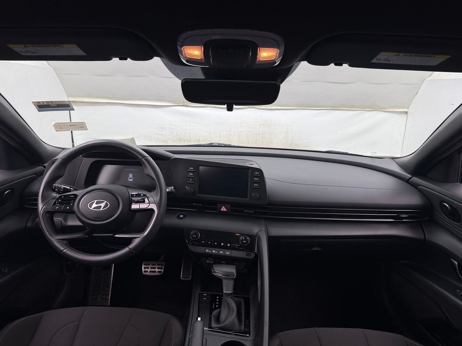 Thumbnail: 2025 Hyundai Elantra - 3