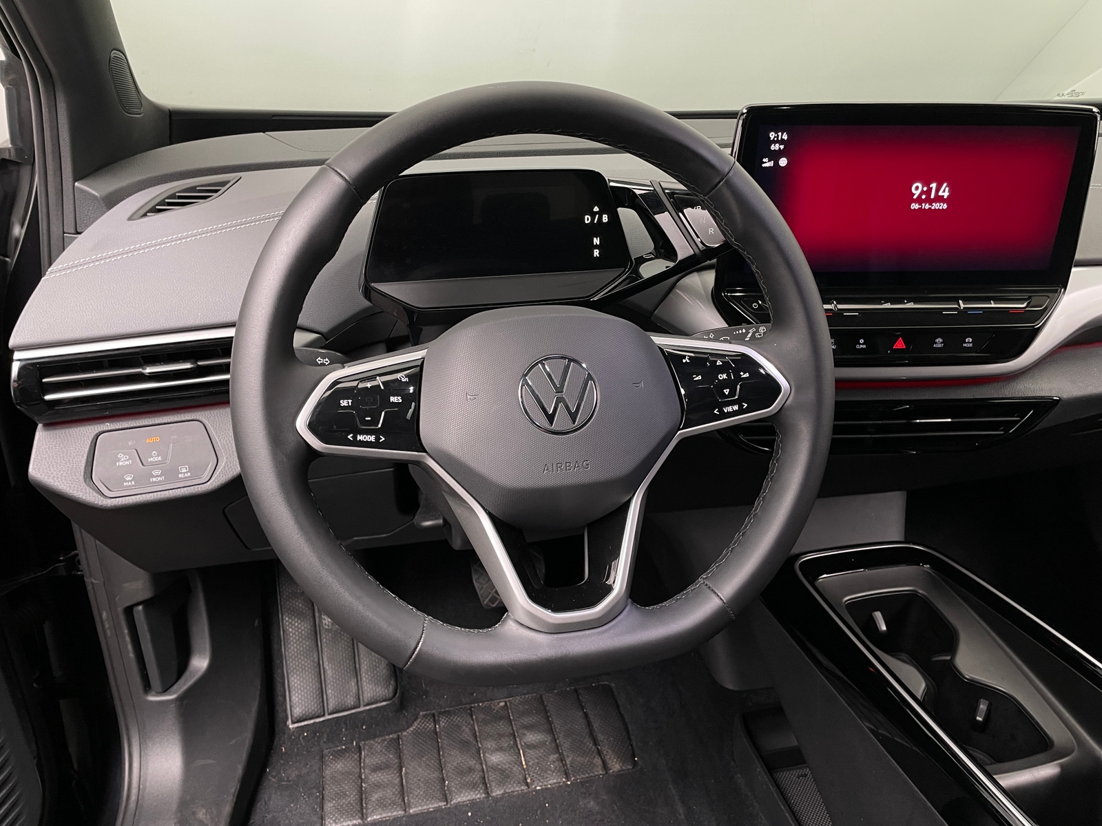 Thumbnail: 2023 Volkswagen ID.4 - 4