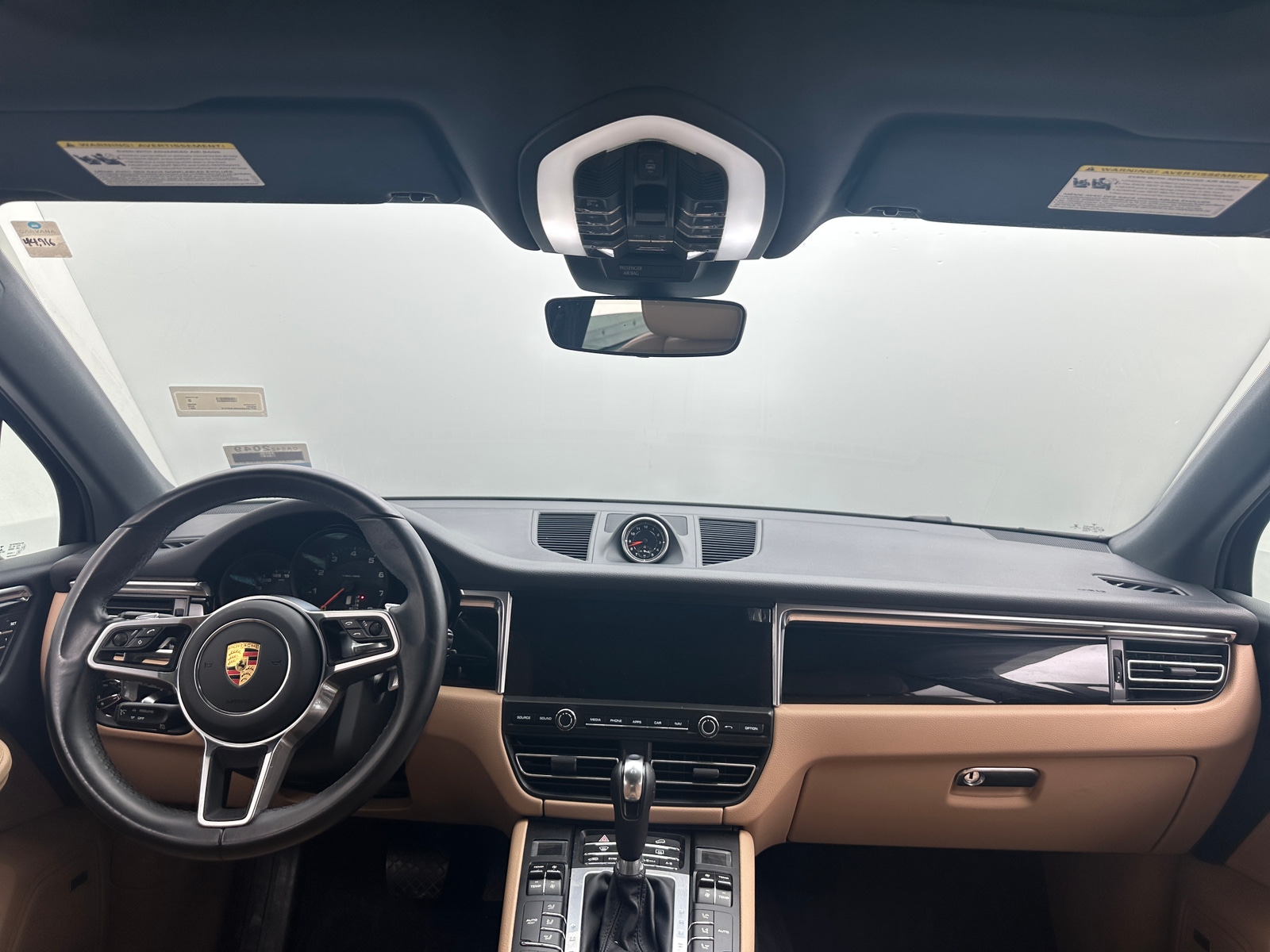 Thumbnail: 2021 Porsche Macan - 2