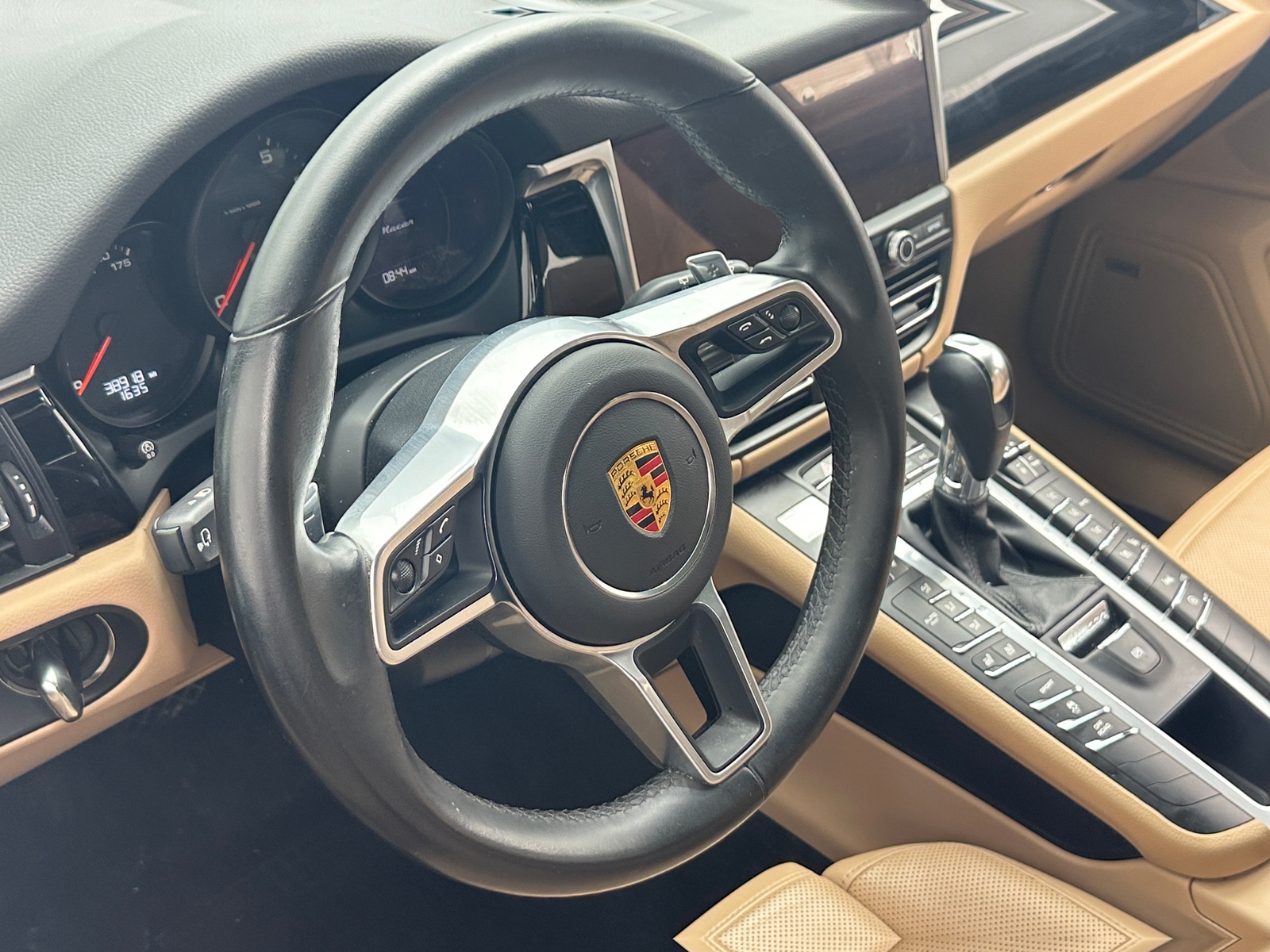 Thumbnail: 2021 Porsche Macan - 4