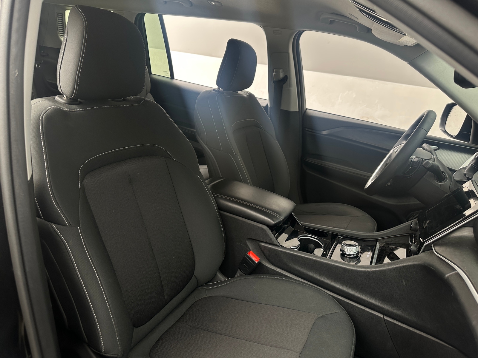 Thumbnail: 2023 Jeep Grand Cherokee L - 2