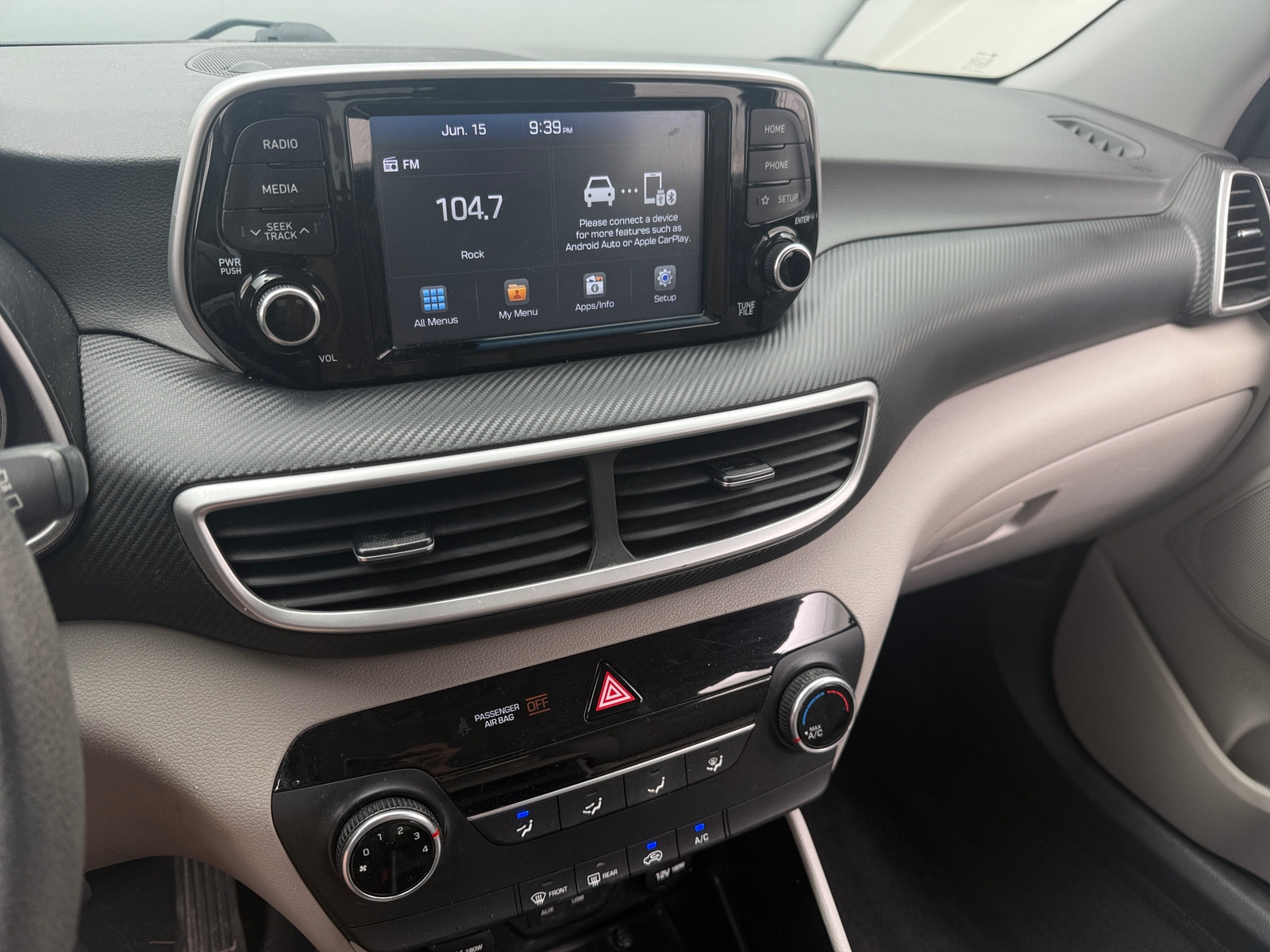 Thumbnail: 2019 Hyundai Tucson - 4