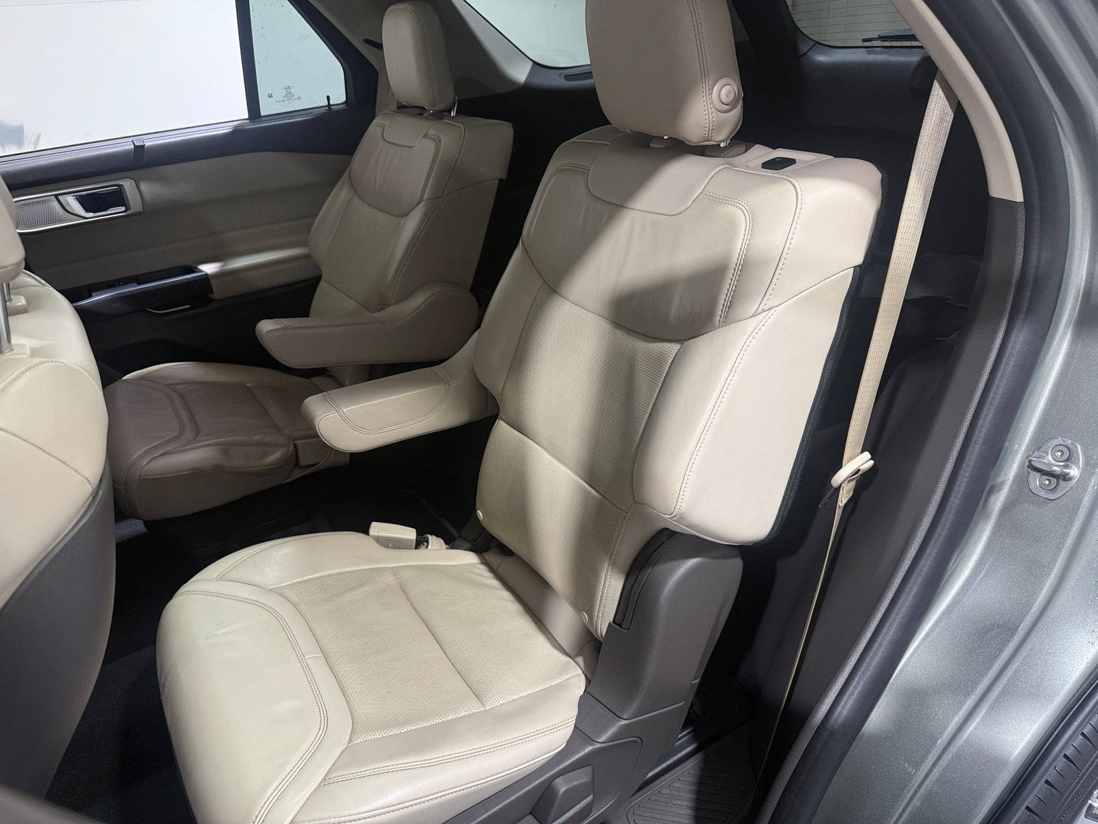 Thumbnail: 2020 Ford Explorer - 6
