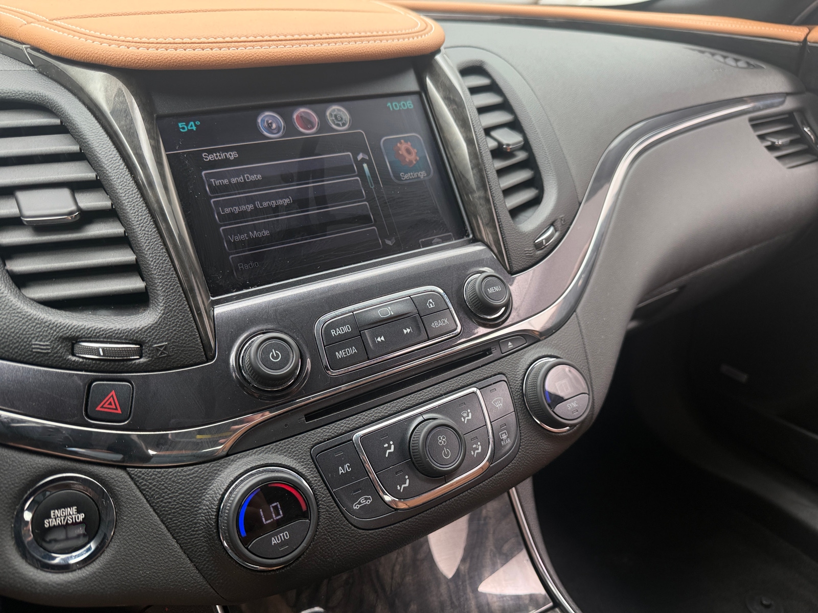 Thumbnail: 2014 Chevrolet Impala - 3