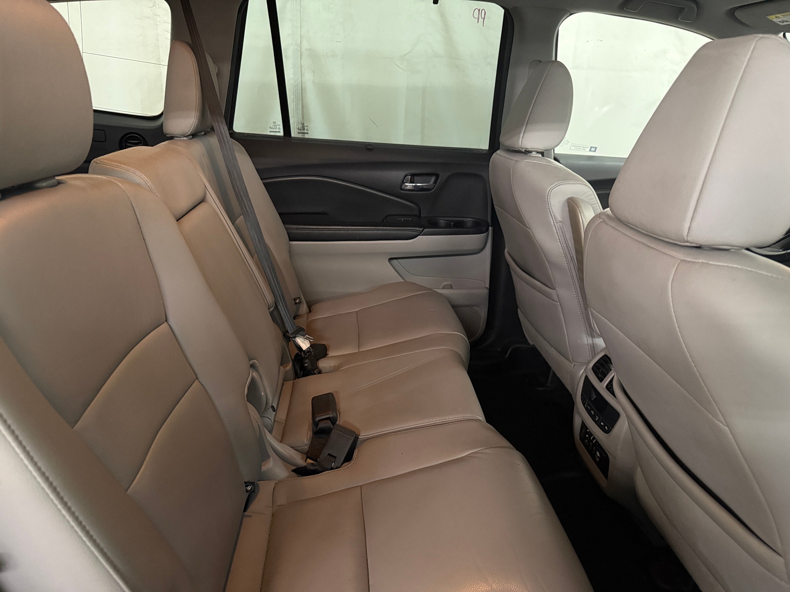 Thumbnail: 2017 Honda Pilot - 5