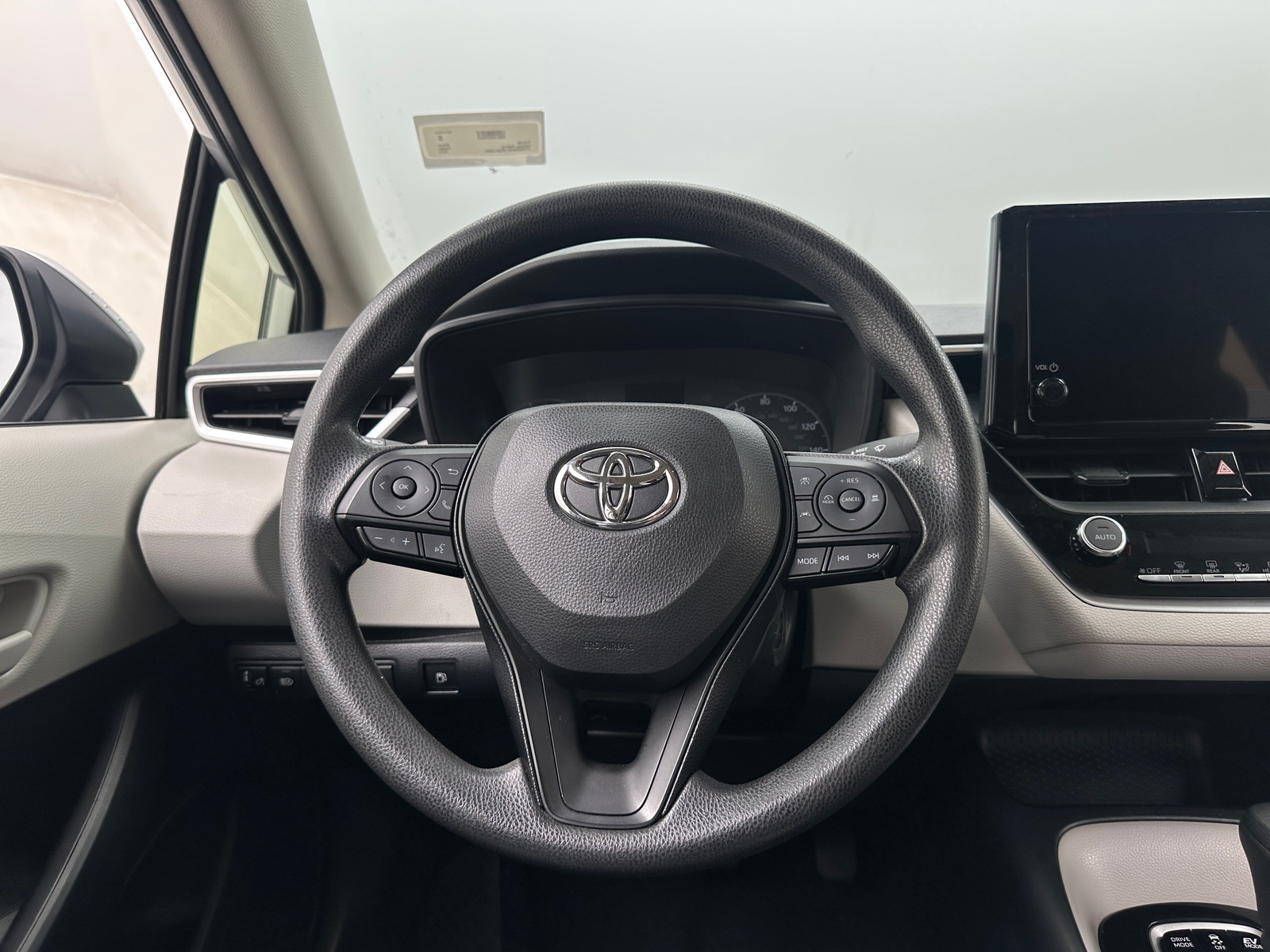 Thumbnail: 2024 Toyota Corolla - 5