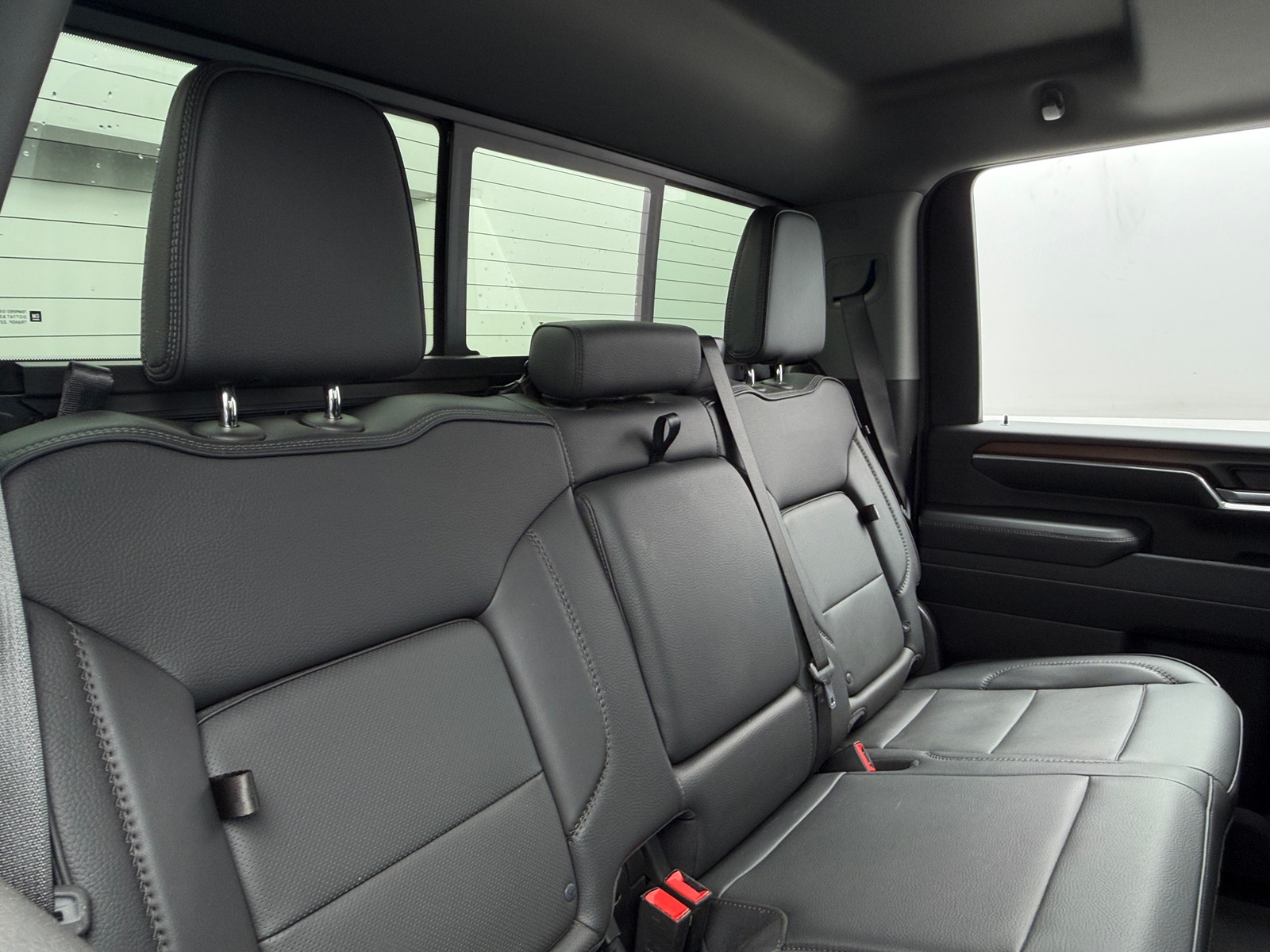 Thumbnail: 2025 GMC Sierra 2500 - 5