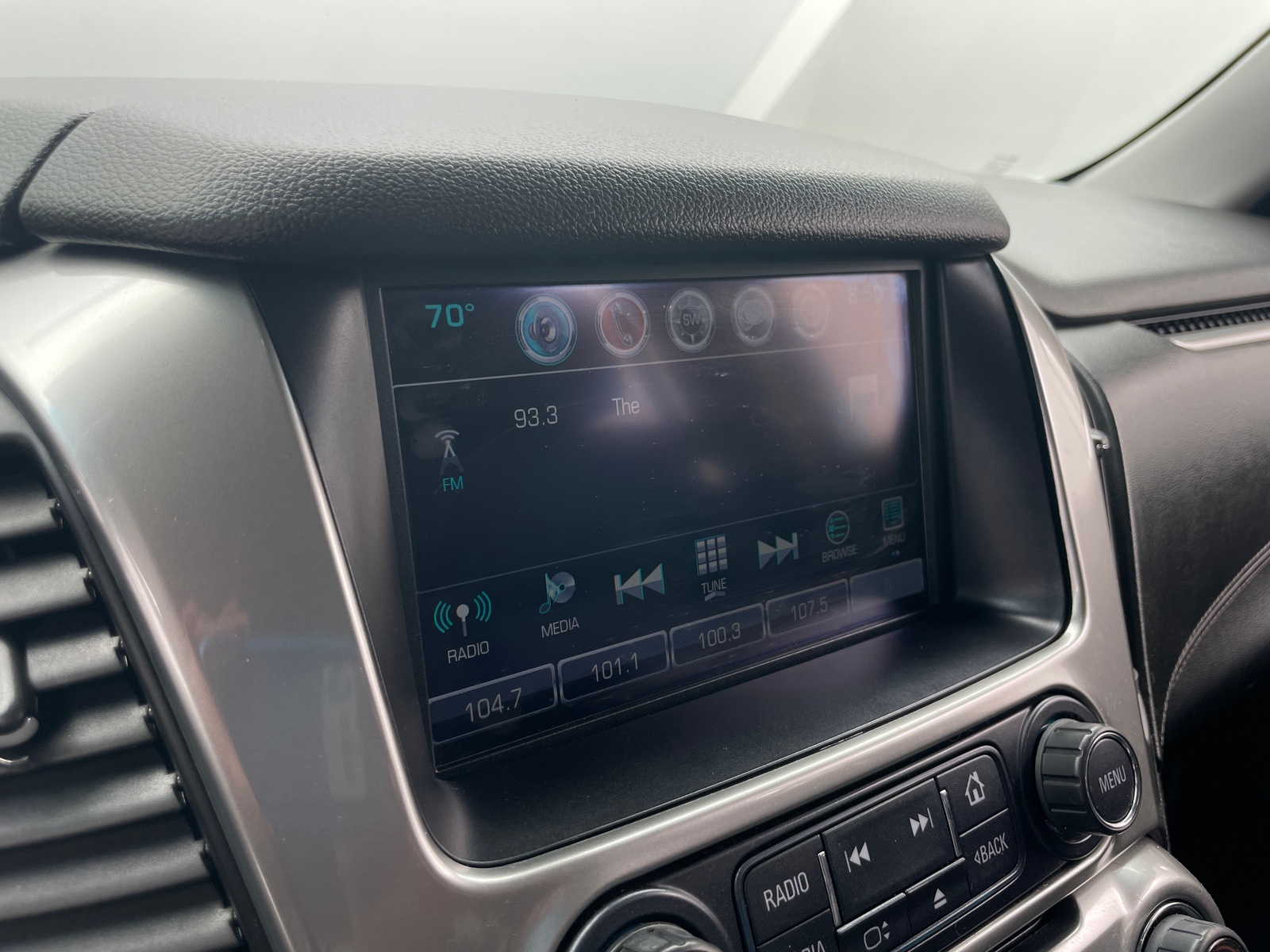 Thumbnail: 2018 Chevrolet Tahoe - 3